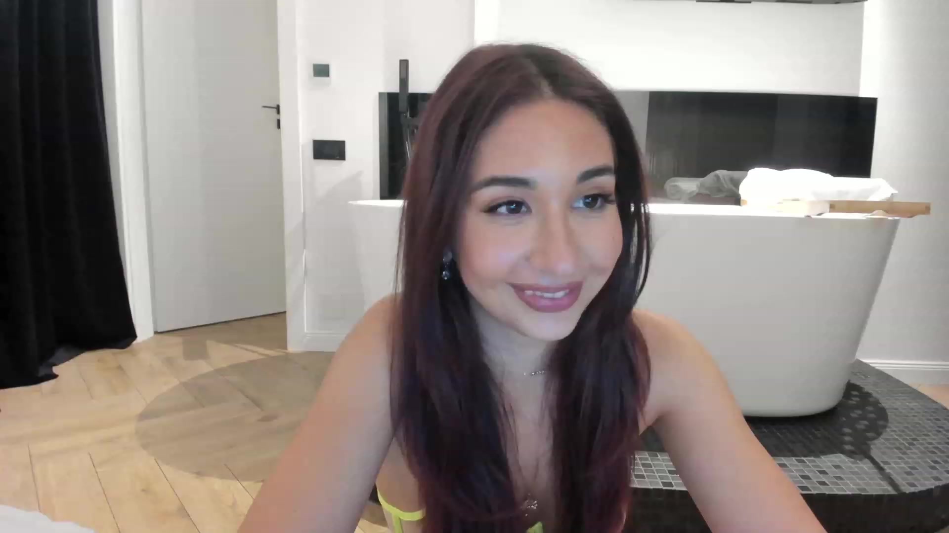 Gallery image thumbnail from WhoisCataleya's myfreecams stream on, 10/01/2023, 21:12 image 17 of 20