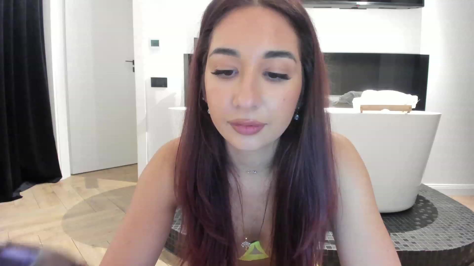 Gallery image thumbnail from WhoisCataleya's myfreecams stream on, 10/01/2023, 21:12 image 4 of 20