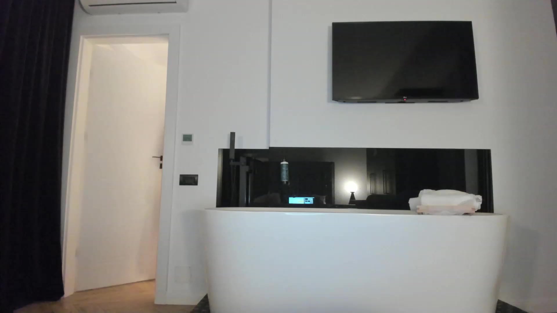 Gallery image thumbnail from WhoisCataleya's myfreecams stream on, 10/01/2023, 21:12 image 3 of 20