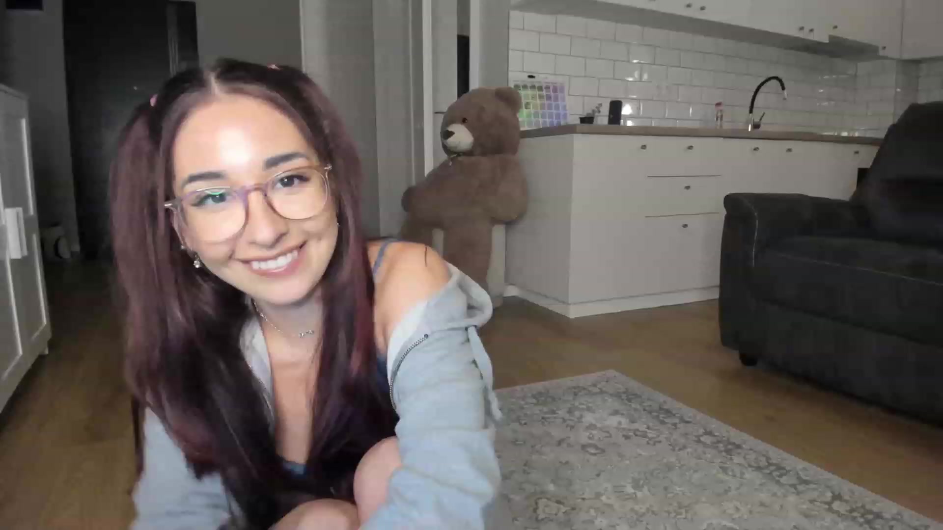 Gallery image thumbnail from WhoisCataleya's myfreecams stream on, 10/02/2023, 22:39 image 5 of 20