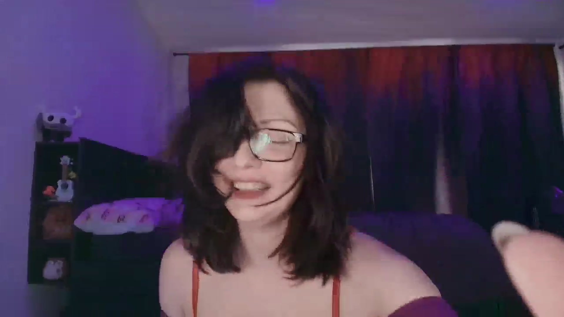 Gallery image thumbnail from WhoreDeVors's myfreecams stream on, 10/14/2025, 05:11 image 16 of 20