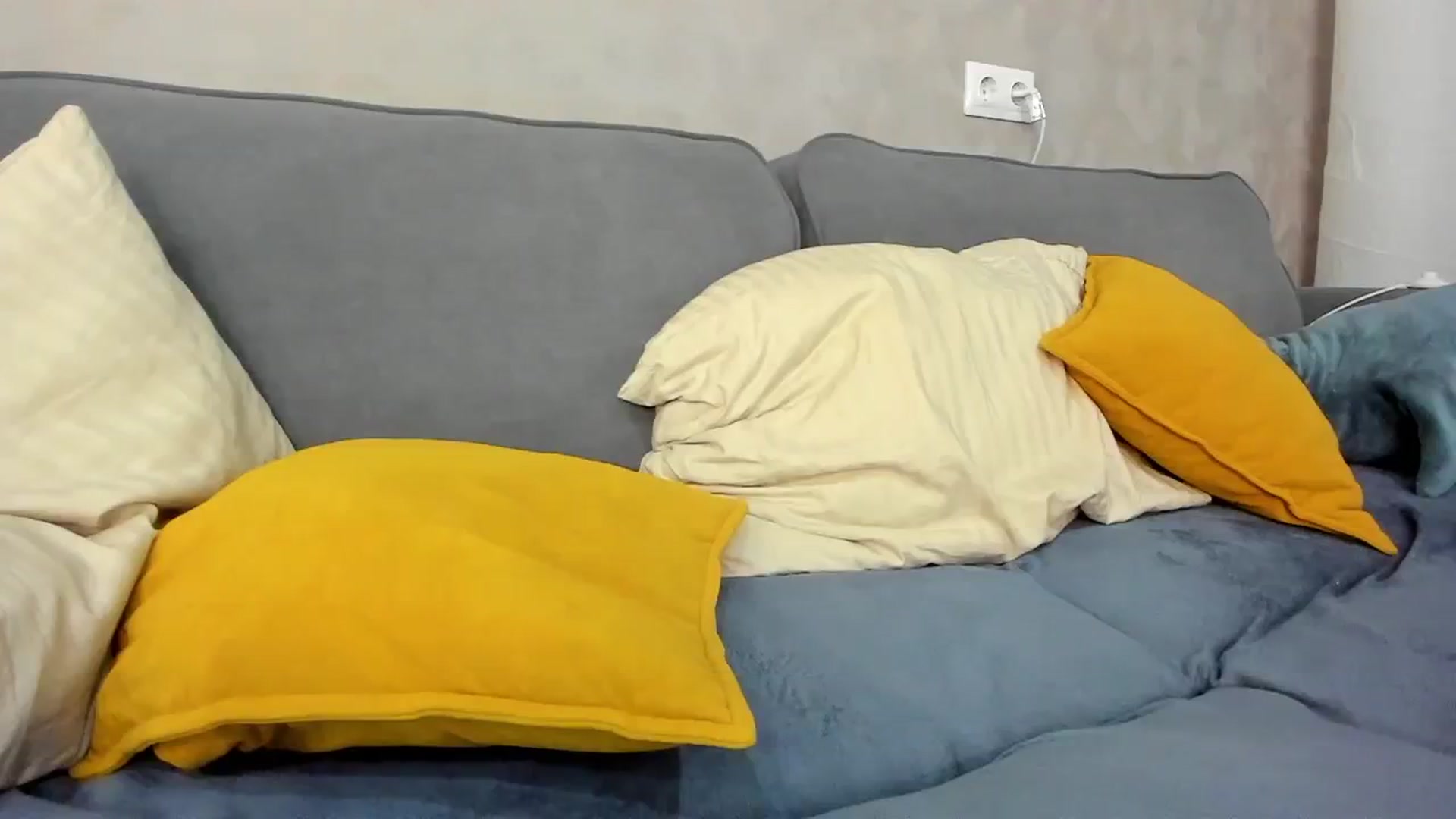 Gallery image thumbnail from WhyNotIfYes's myfreecams stream on, 05/03/2024, 08:18 image 14 of 20
