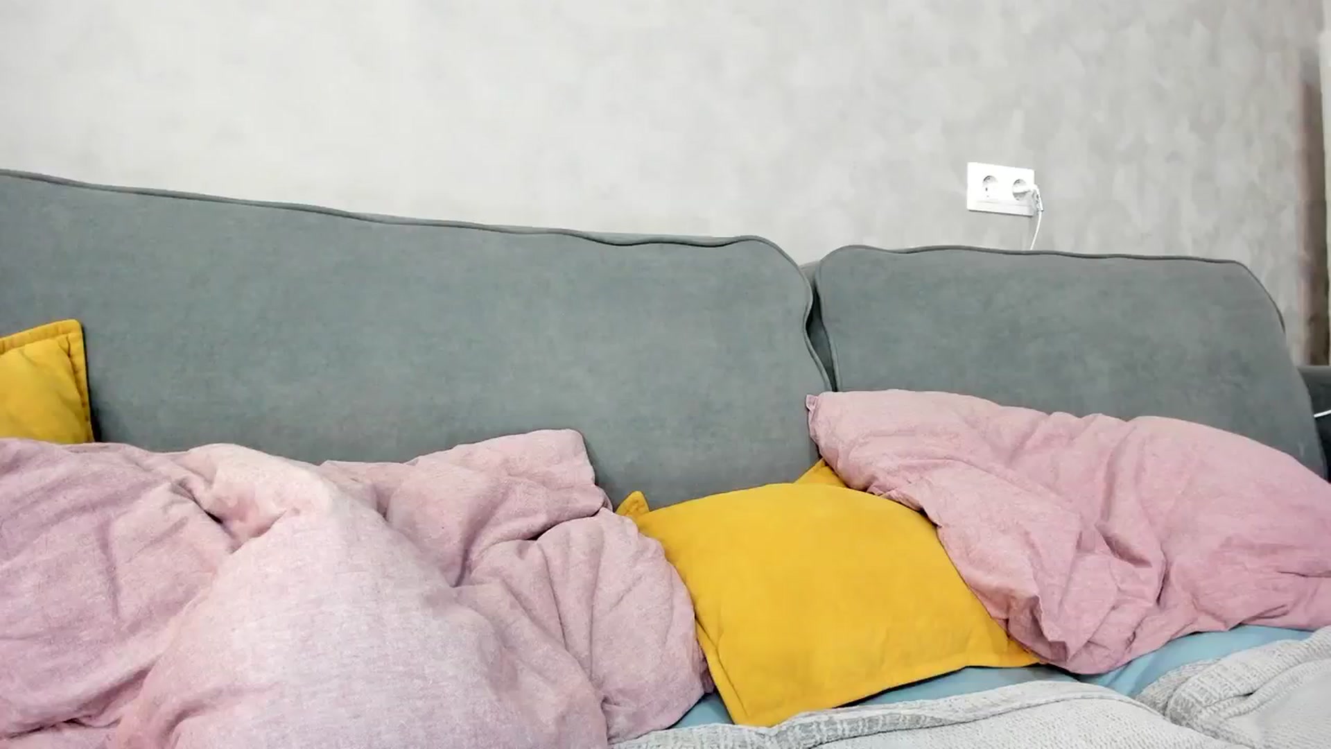 Gallery image thumbnail from WhyNotIfYes's myfreecams stream on, 06/01/2025, 07:39 image 10 of 20