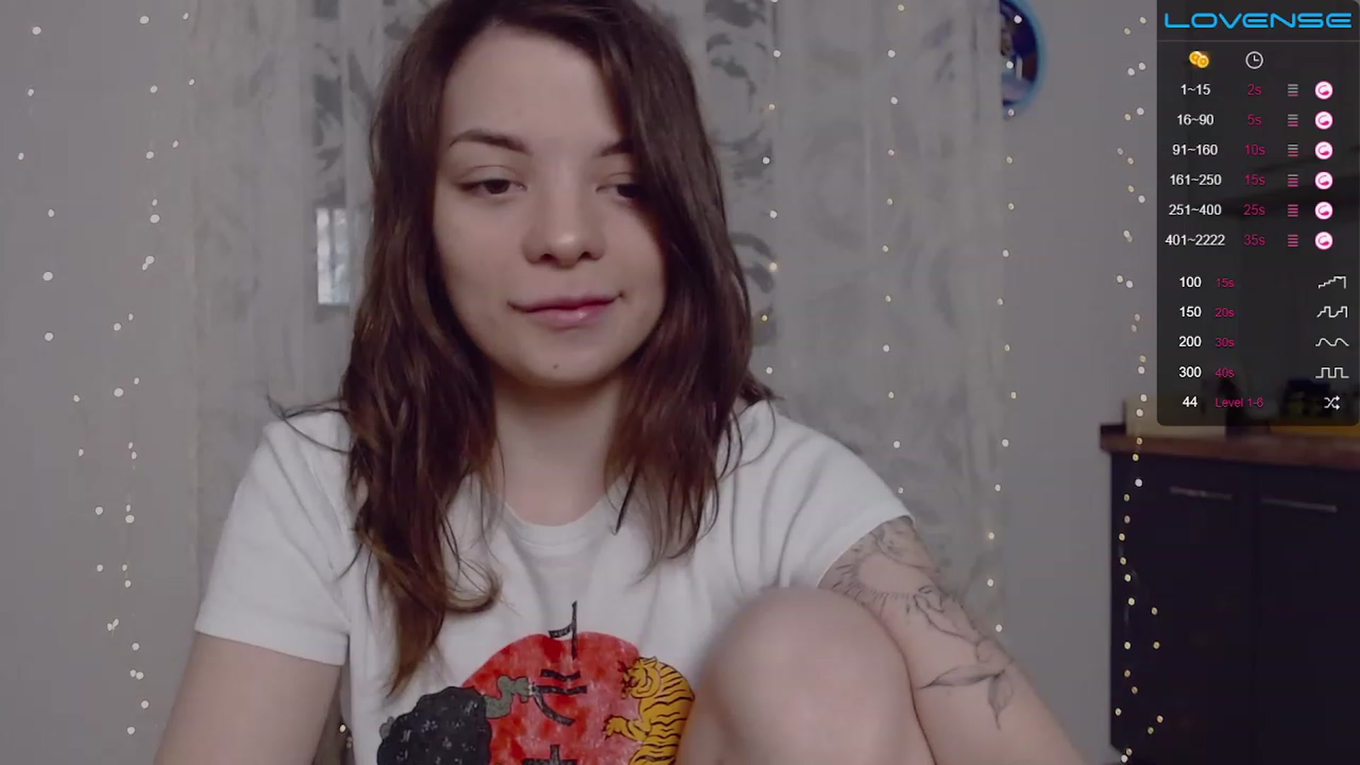 Gallery image thumbnail from WhynotKat's myfreecams stream on, 01/02/2023, 02:13 image 17 of 20