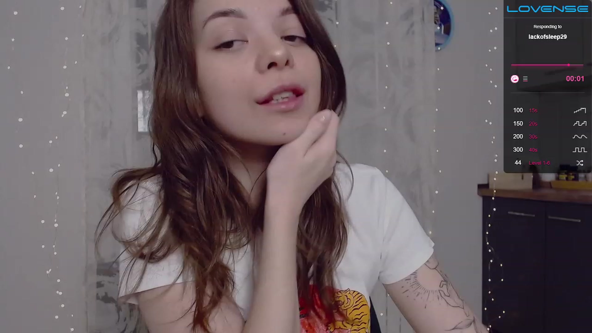 Gallery image thumbnail from WhynotKat's myfreecams stream on, 01/02/2023, 02:13 image 15 of 20