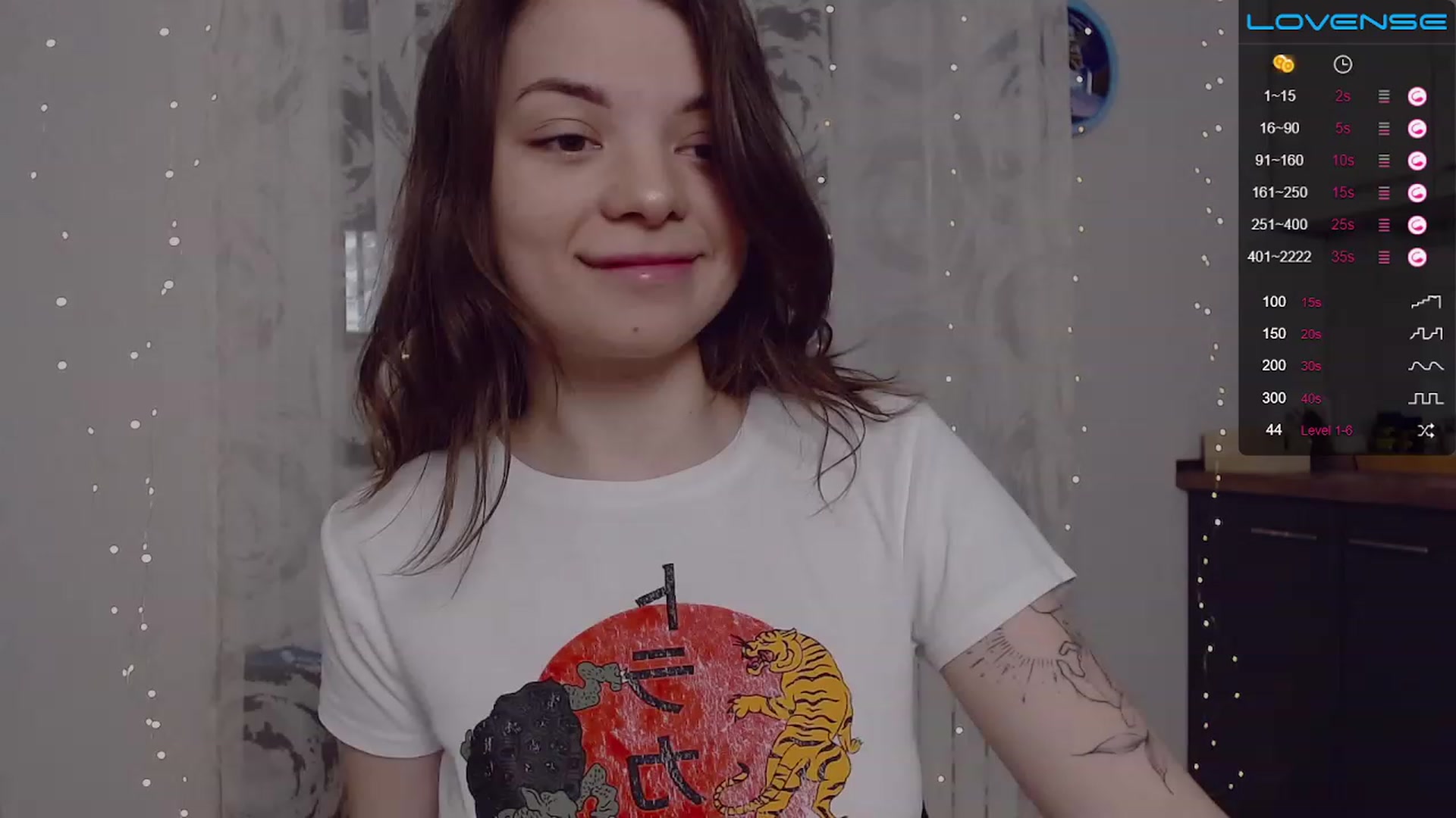 Gallery image thumbnail from WhynotKat's myfreecams stream on, 01/02/2023, 02:13 image 2 of 20