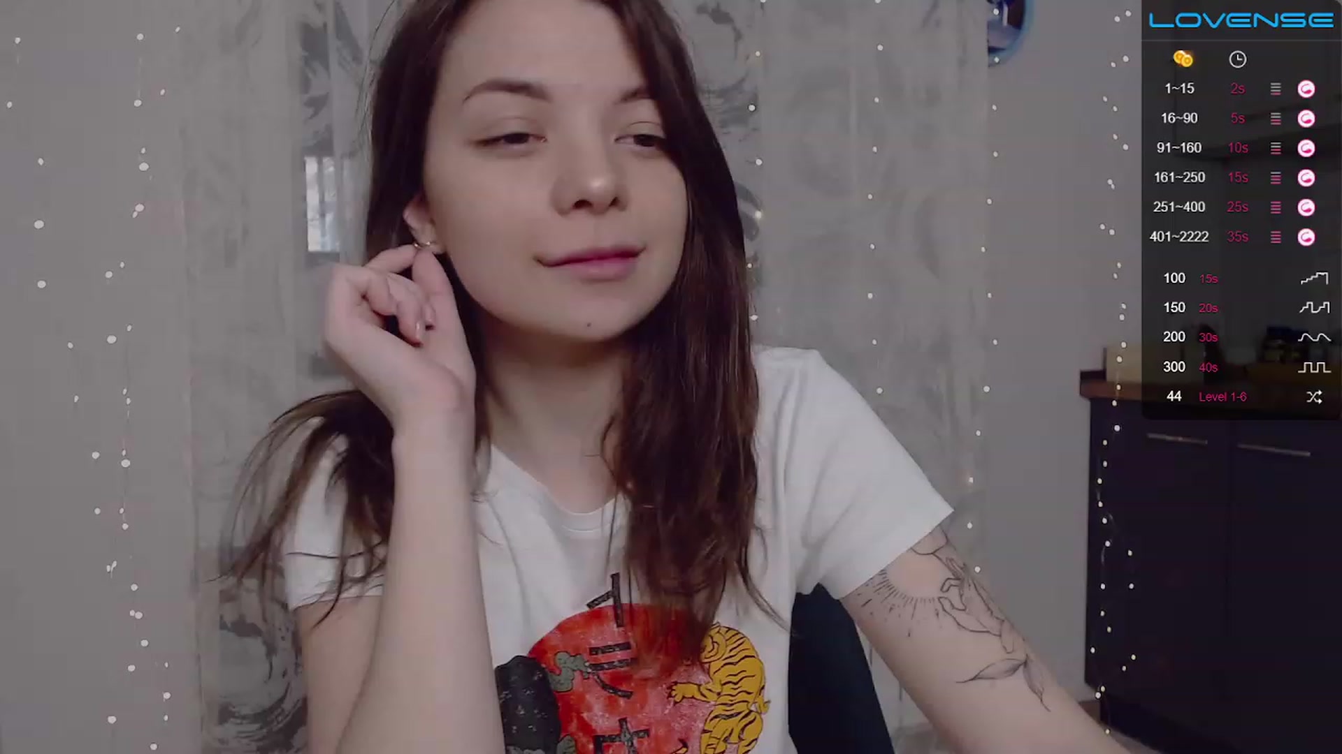 Gallery image thumbnail from WhynotKat's myfreecams stream on, 01/02/2023, 04:02 image 1 of 20