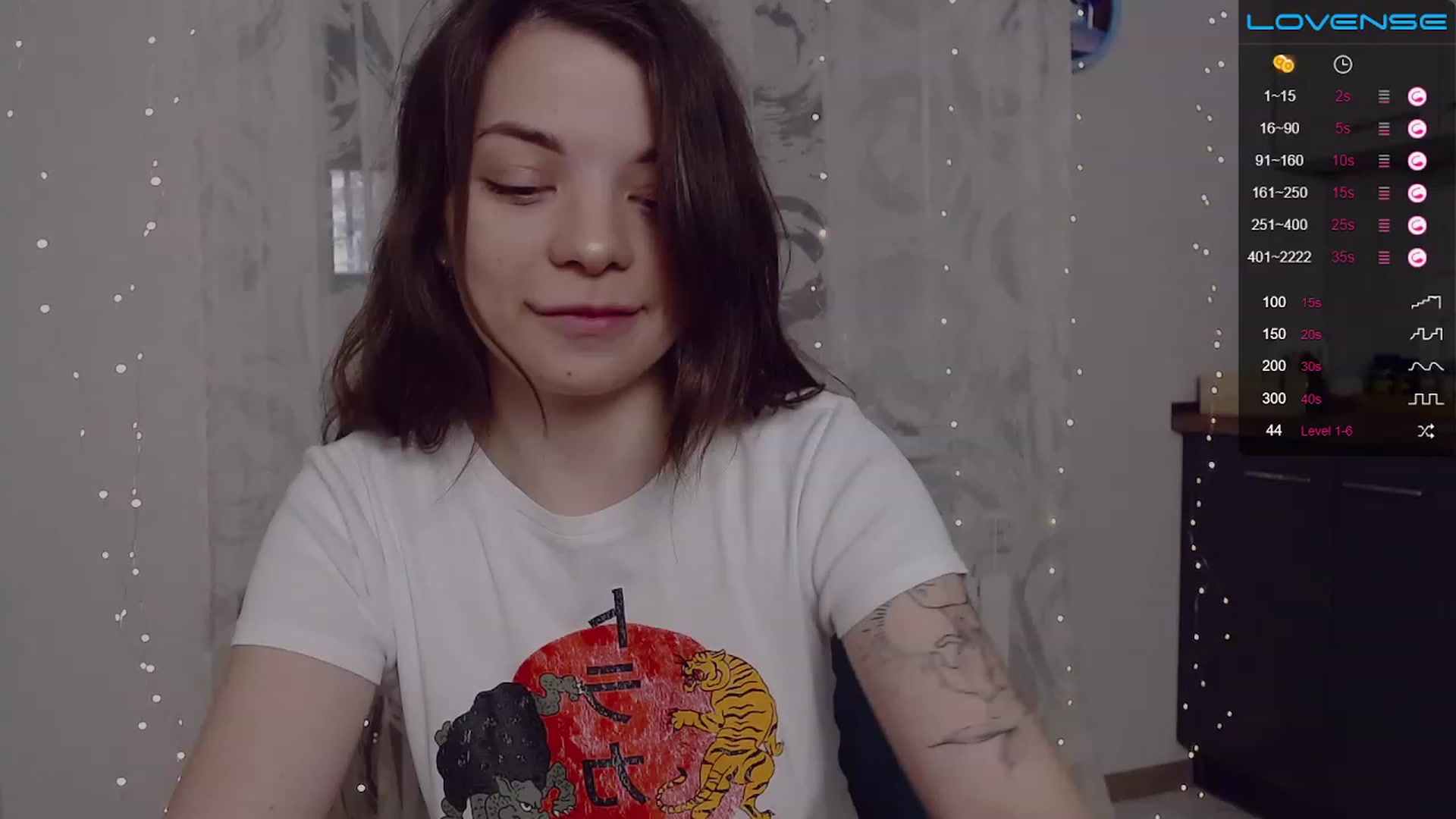 Gallery image thumbnail from WhynotKat's myfreecams stream on, 01/02/2023, 04:02 image 2 of 20