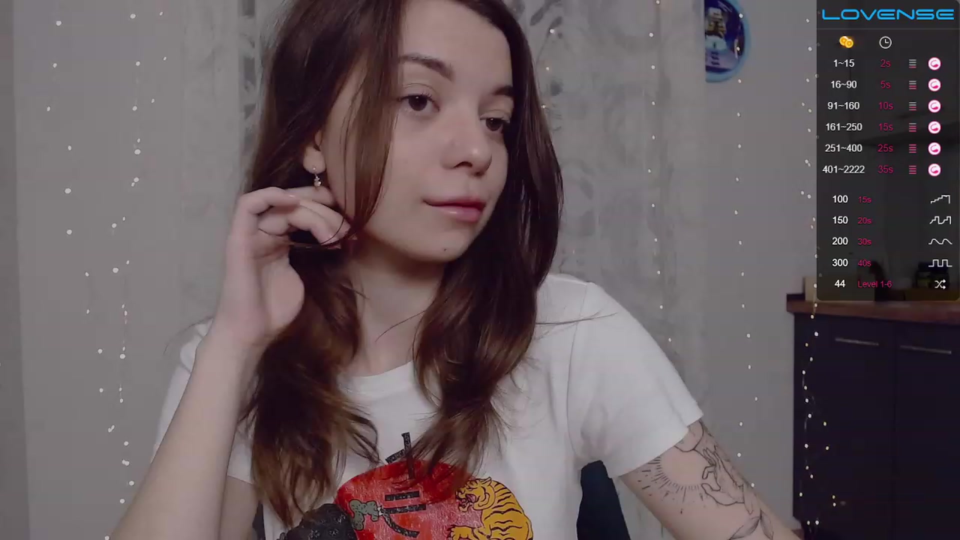 Gallery image thumbnail from WhynotKat's myfreecams stream on, 01/03/2023, 02:28 image 4 of 20
