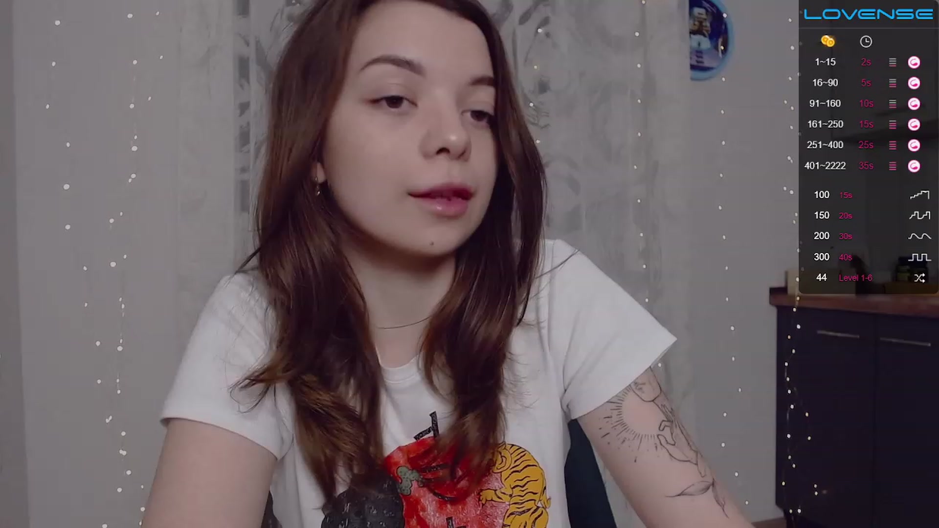 Gallery image thumbnail from WhynotKat's myfreecams stream on, 01/03/2023, 02:28 image 3 of 20
