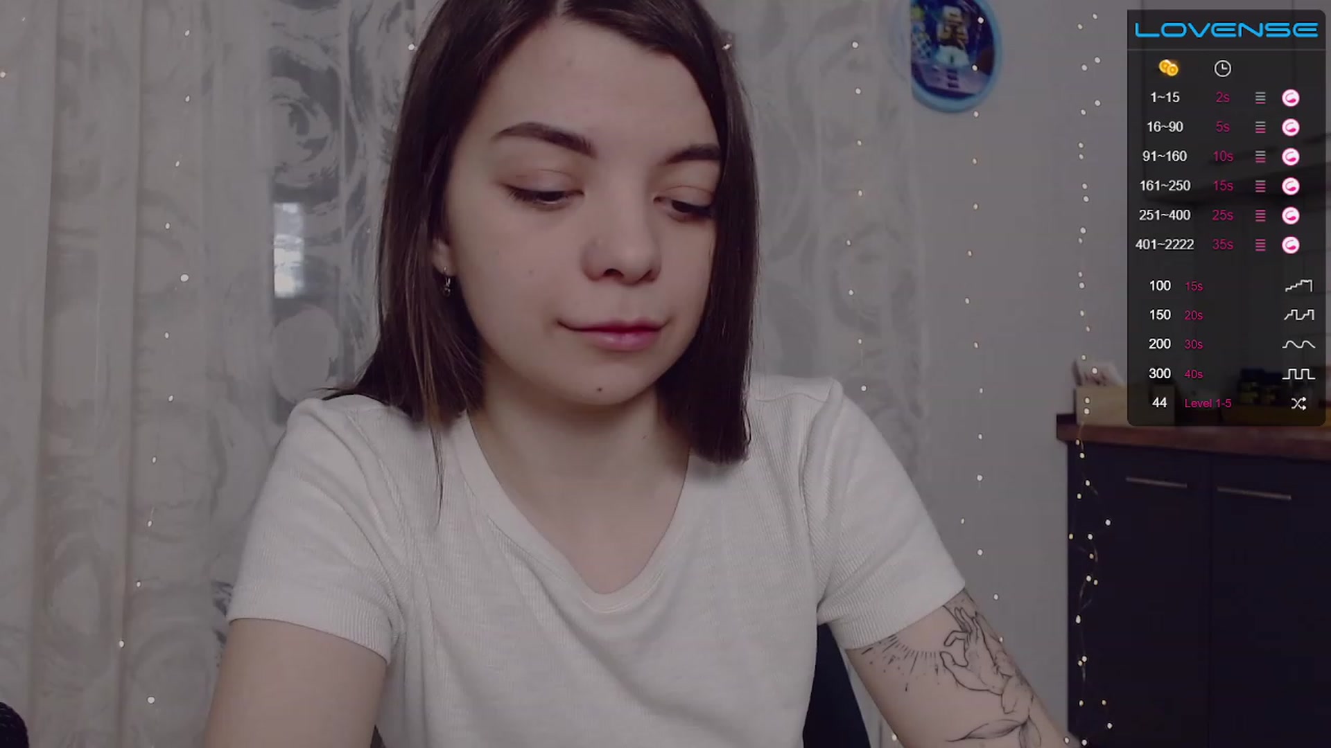 Gallery image thumbnail from WhynotKat's myfreecams stream on, 01/31/2023, 02:14 image 15 of 20