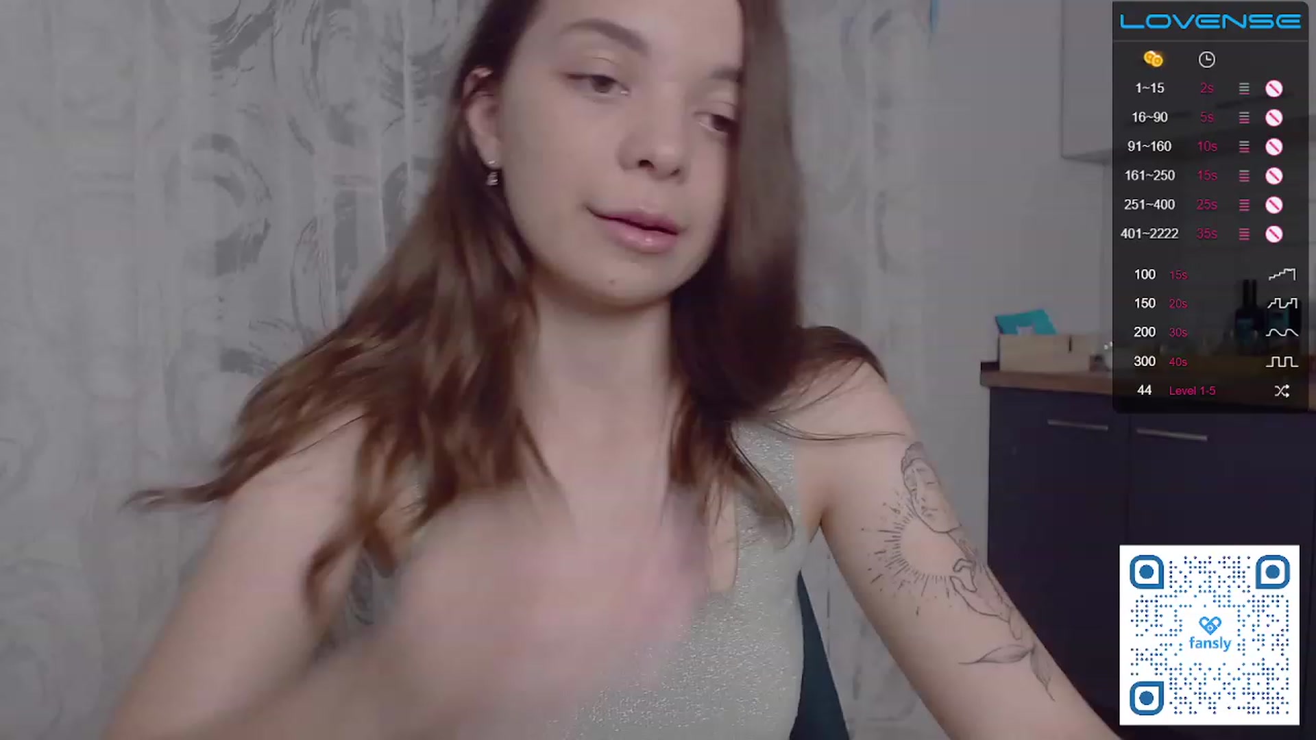 Gallery image thumbnail from WhynotKat's myfreecams stream on, 08/07/2023, 02:12 image 7 of 20