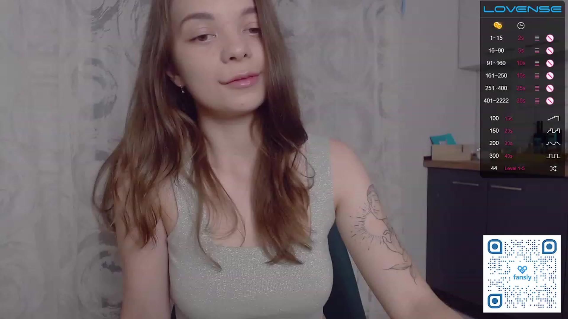 Gallery image thumbnail from WhynotKat's myfreecams stream on, 08/07/2023, 02:12 image 10 of 20