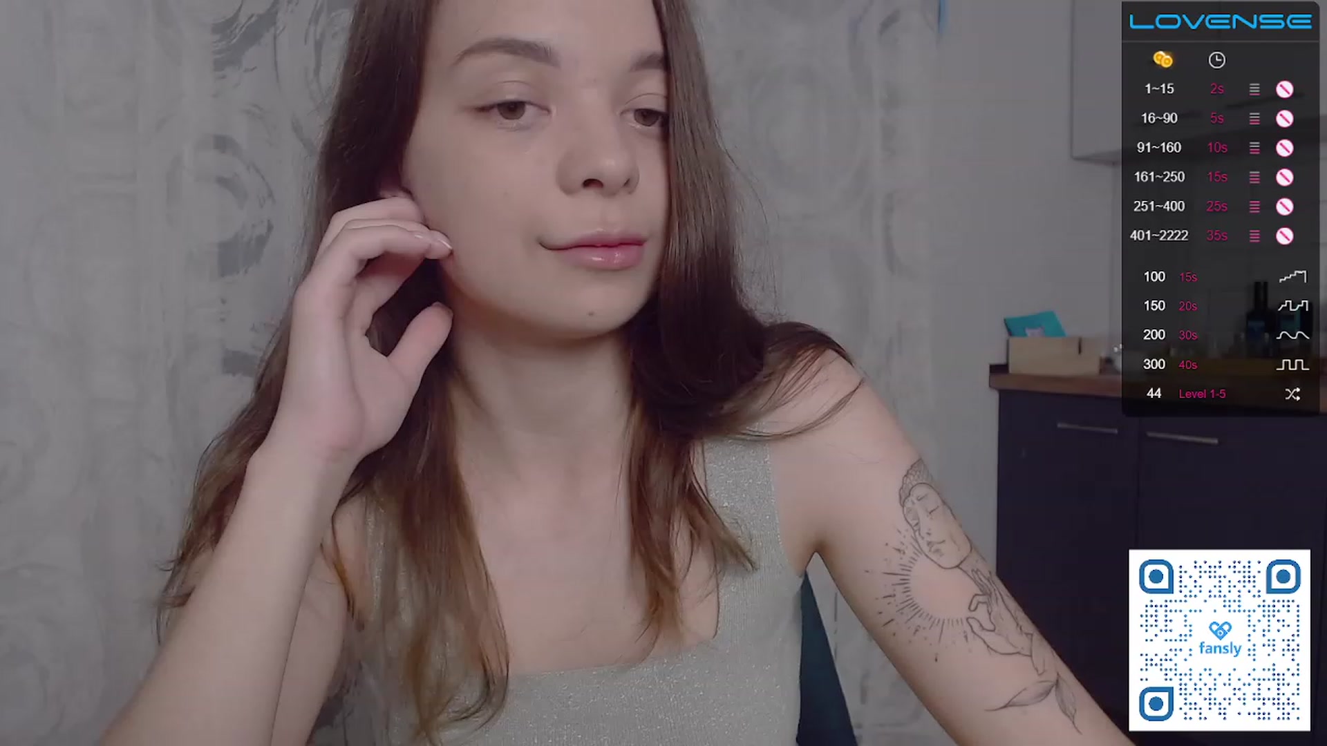 Gallery image thumbnail from WhynotKat's myfreecams stream on, 08/07/2023, 02:12 image 6 of 20