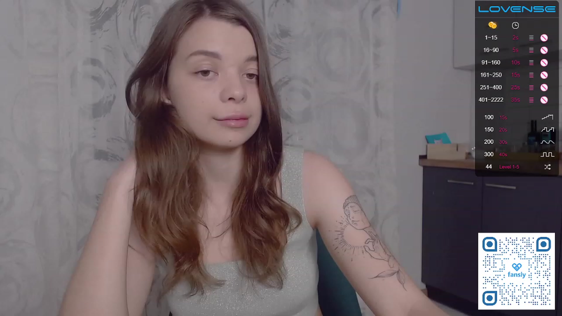 Gallery image thumbnail from WhynotKat's myfreecams stream on, 08/07/2023, 02:12 image 15 of 20