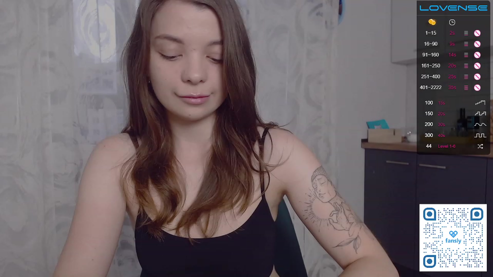 Gallery image thumbnail from WhynotKat's myfreecams stream on, 08/07/2023, 18:31 image 4 of 20