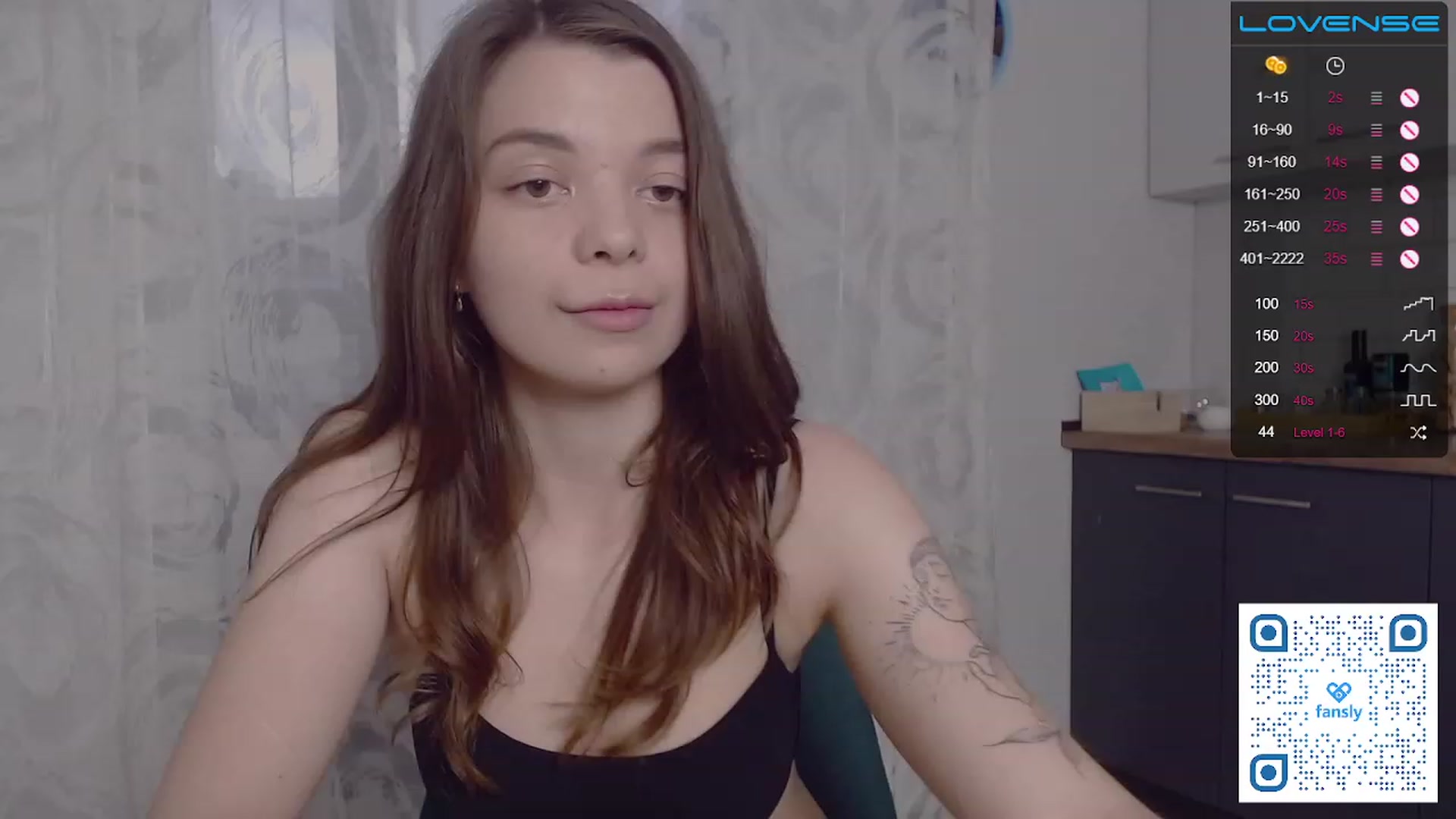 Gallery image thumbnail from WhynotKat's myfreecams stream on, 08/07/2023, 18:31 image 9 of 20
