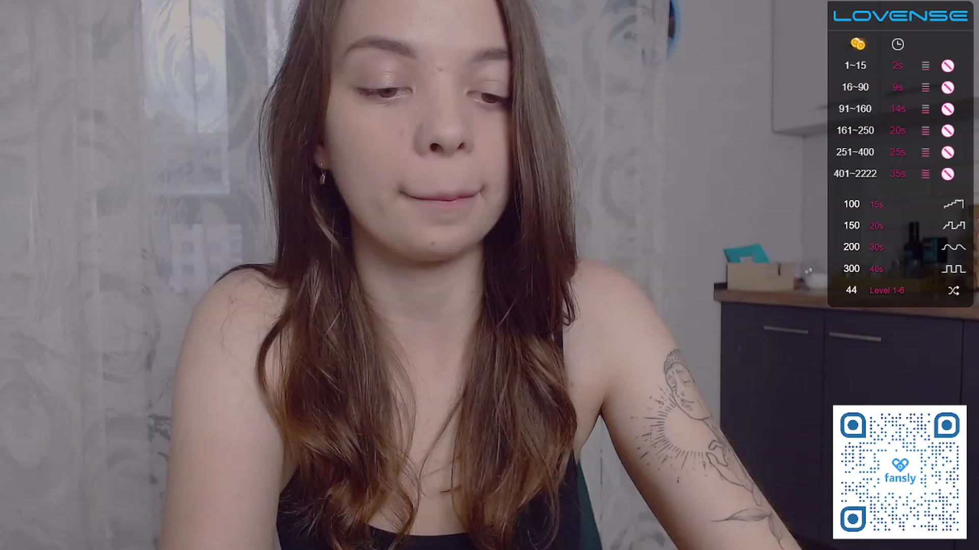 Gallery image thumbnail from WhynotKat's myfreecams stream on, 08/07/2023, 18:31 image 7 of 20