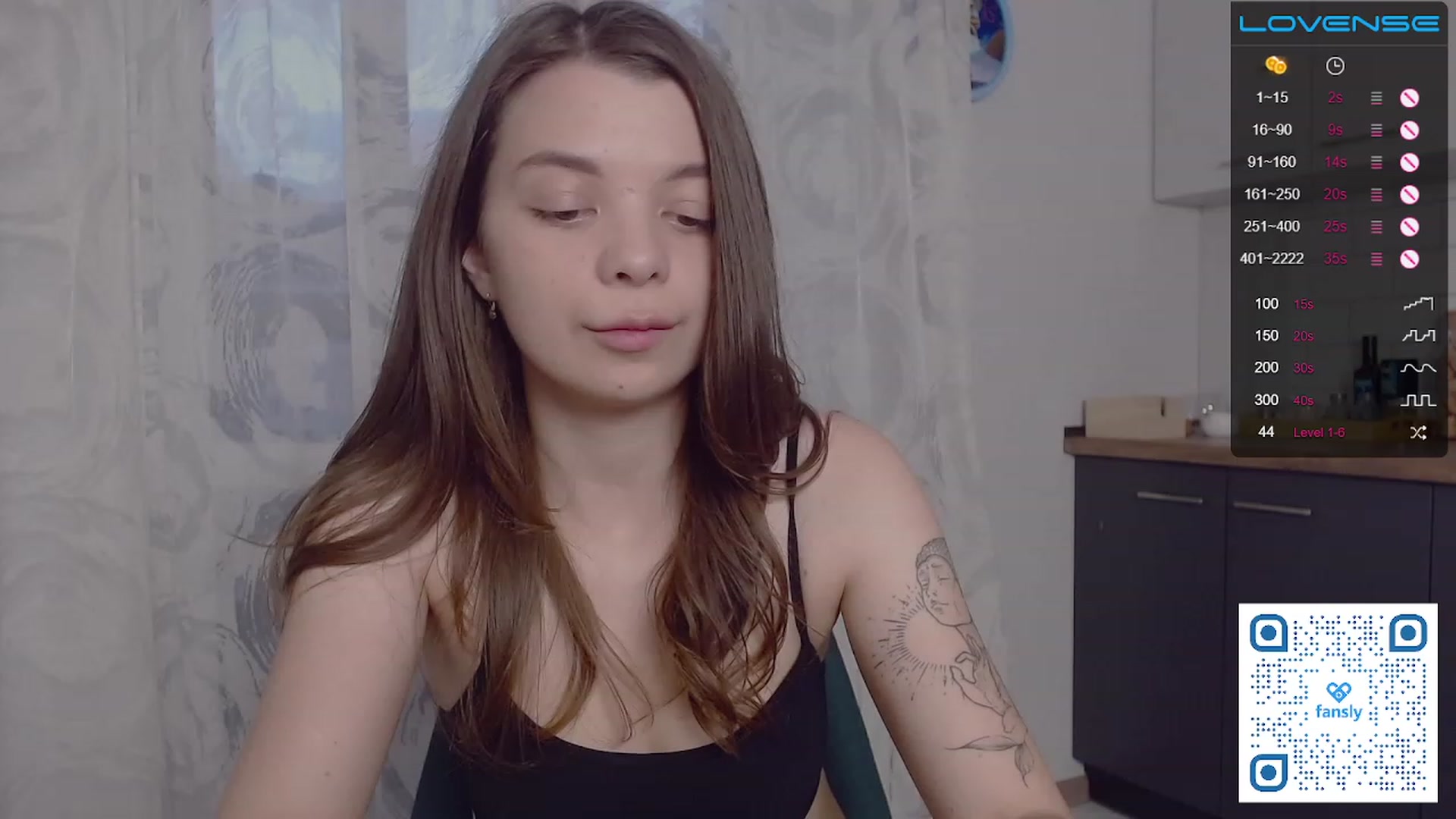 Gallery image thumbnail from WhynotKat's myfreecams stream on, 08/08/2023, 18:51 image 17 of 20