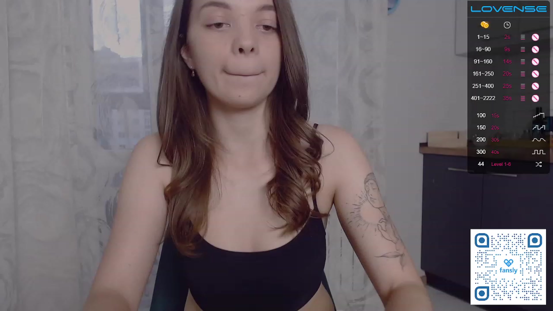 Gallery image thumbnail from WhynotKat's myfreecams stream on, 08/08/2023, 18:51 image 13 of 20