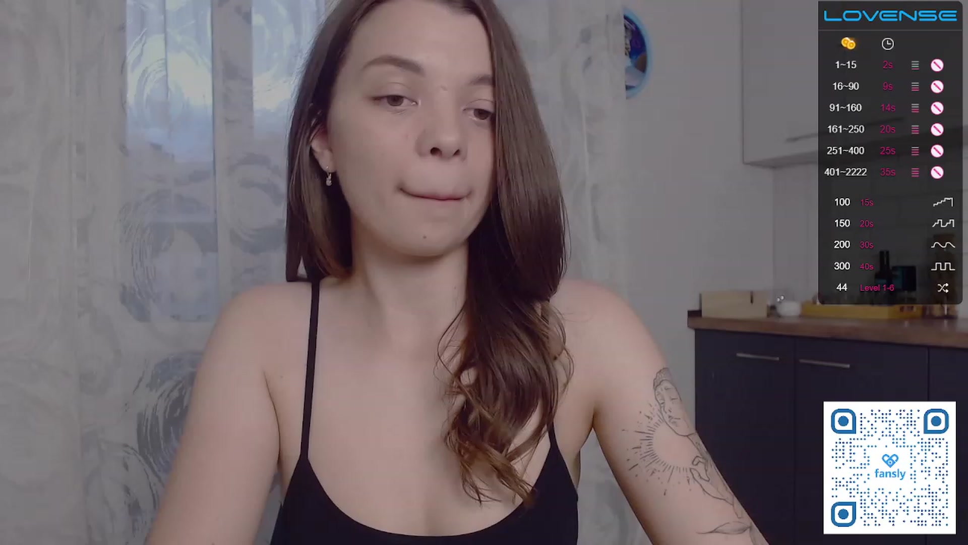 Gallery image thumbnail from WhynotKat's myfreecams stream on, 08/08/2023, 18:51 image 16 of 20