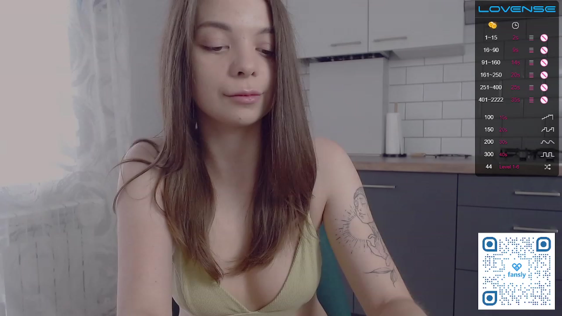 Gallery image thumbnail from WhynotKat's myfreecams stream on, 08/09/2023, 14:19 image 3 of 20
