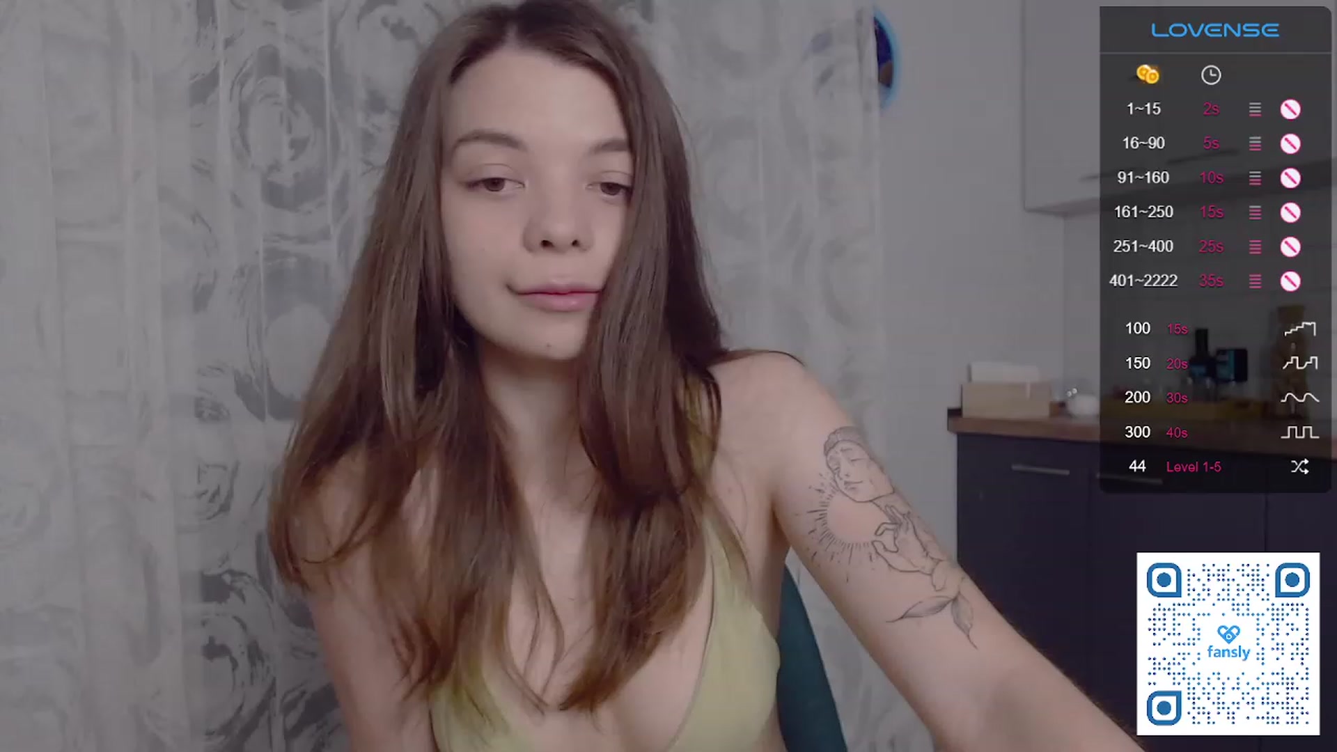 Gallery image thumbnail from WhynotKat's myfreecams stream on, 08/17/2023, 02:55 image 4 of 20