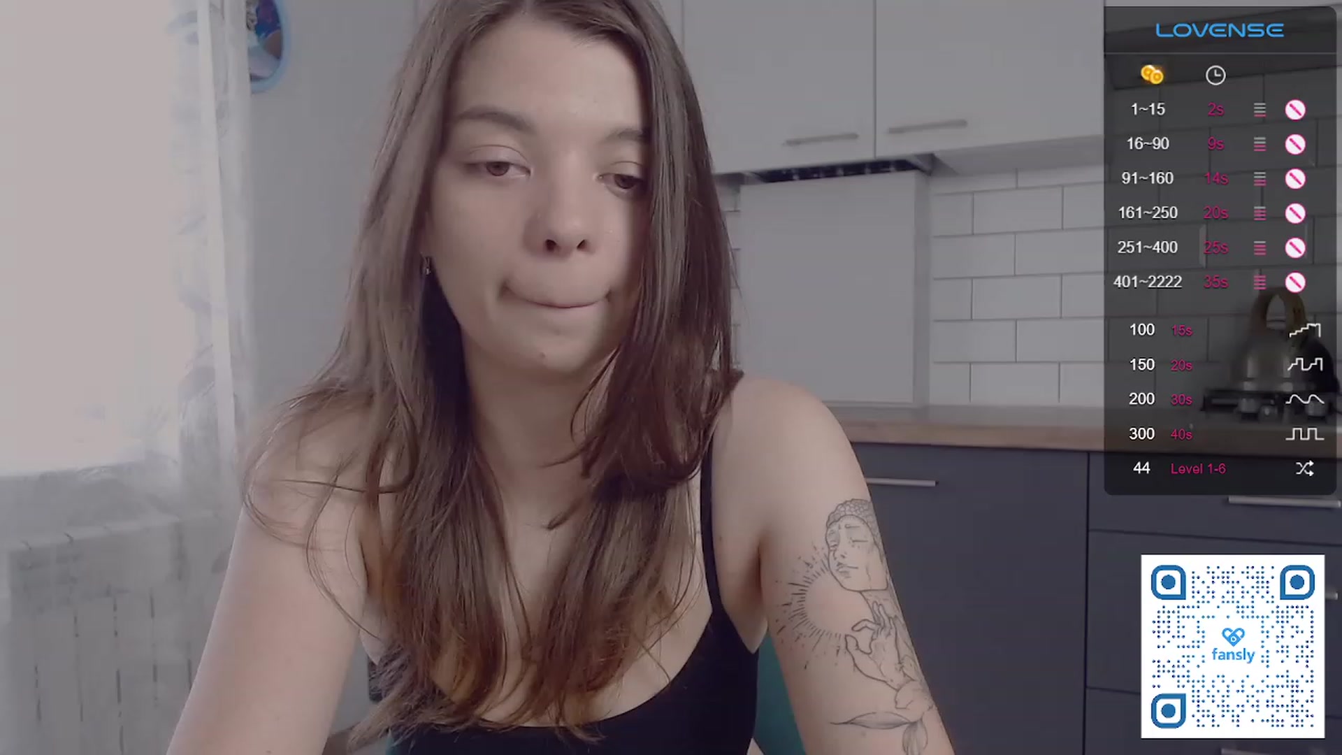 Gallery image thumbnail from WhynotKat's myfreecams stream on, 08/17/2023, 13:51 image 16 of 20