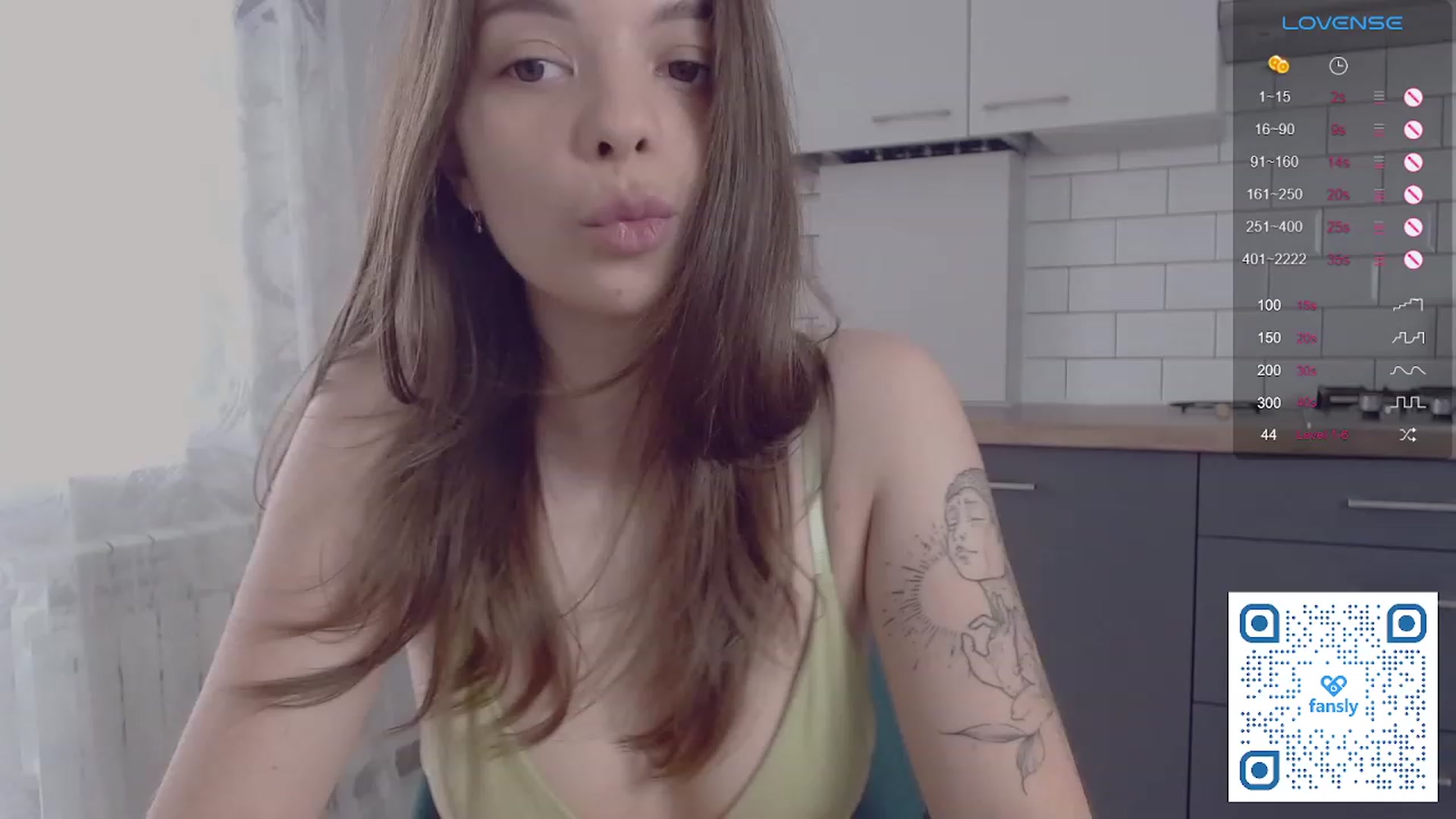 Gallery image thumbnail from WhynotKat's myfreecams stream on, 08/22/2023, 13:49 image 14 of 20