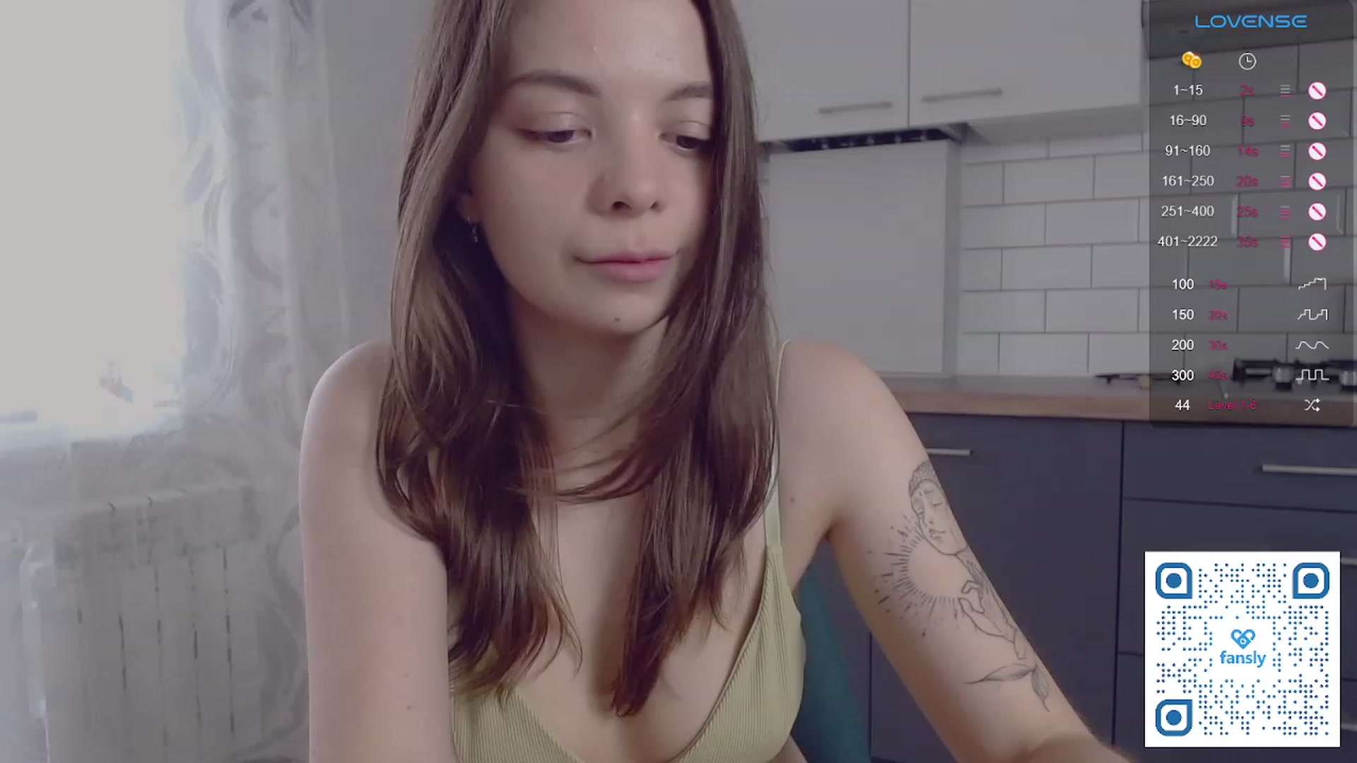 Gallery image thumbnail from WhynotKat's myfreecams stream on, 08/22/2023, 15:19 image 4 of 20