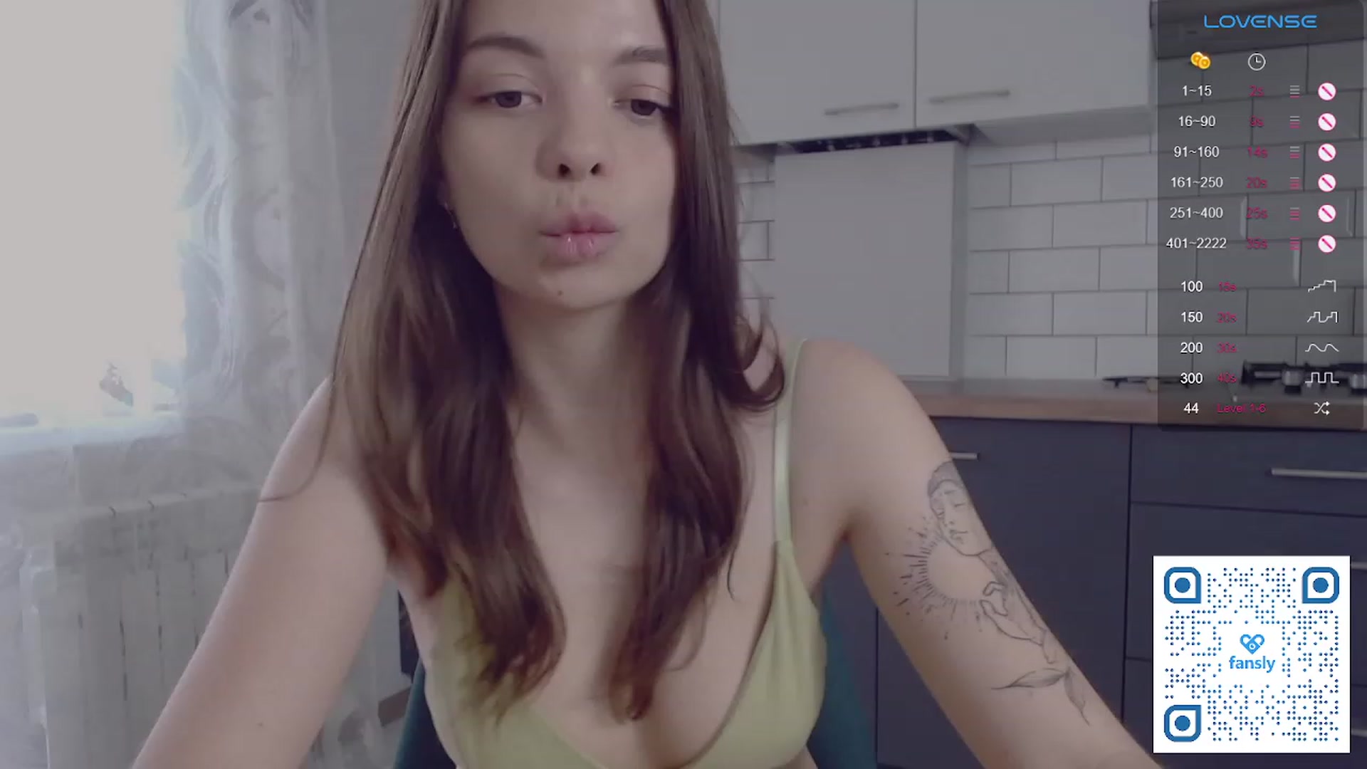 Gallery image thumbnail from WhynotKat's myfreecams stream on, 08/22/2023, 15:19 image 2 of 20
