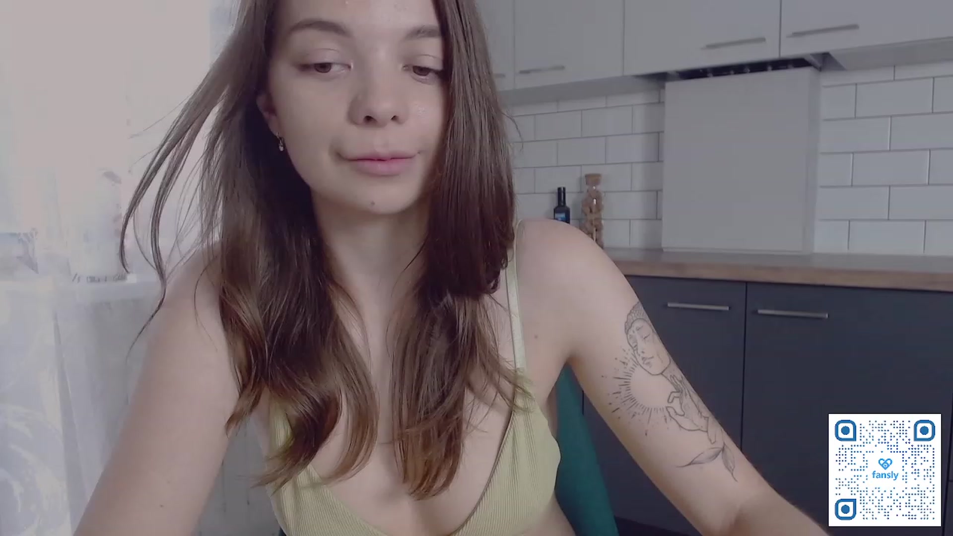 Gallery image thumbnail from WhynotKat's myfreecams stream on, 08/26/2023, 14:55 image 19 of 20