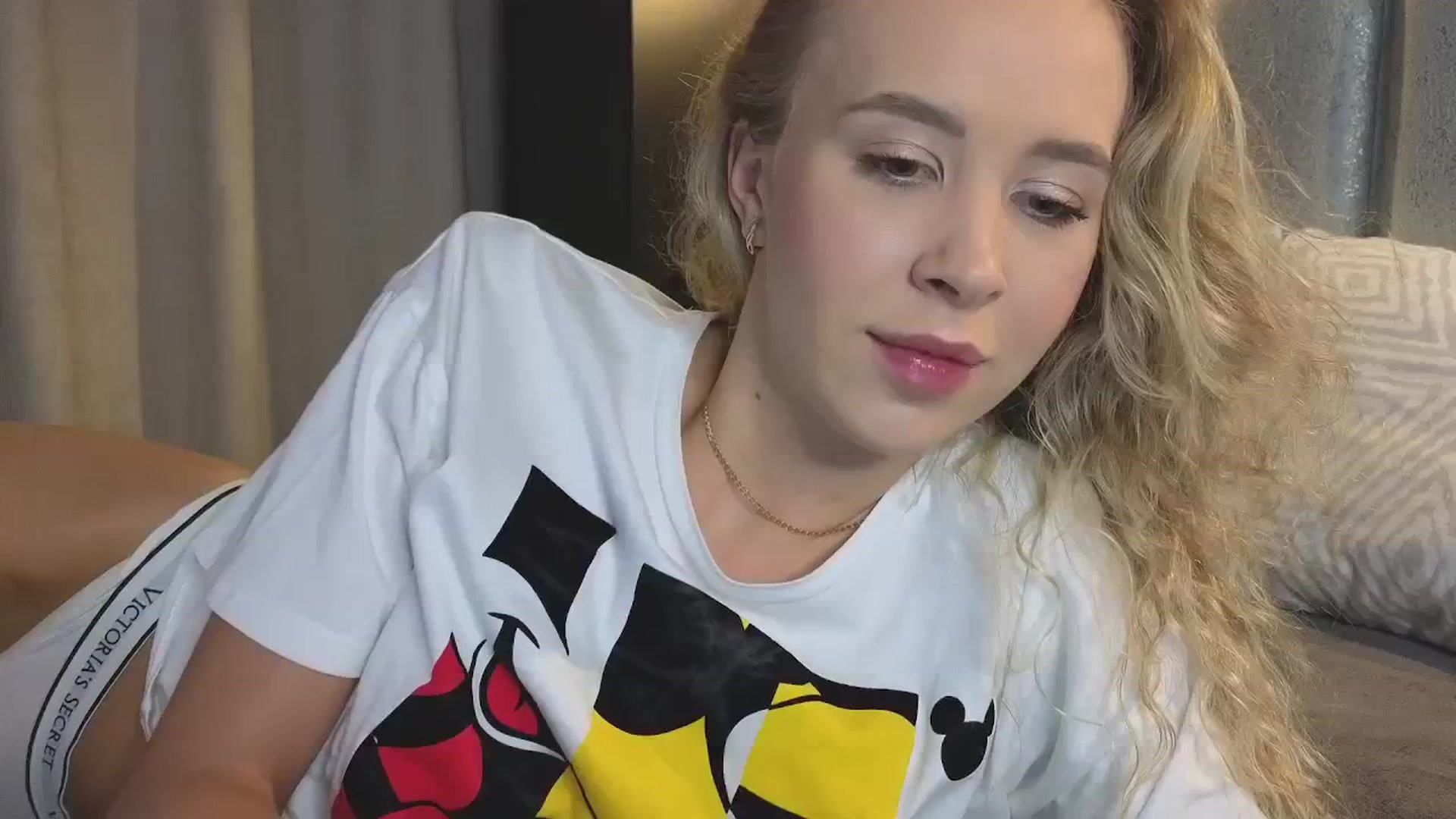Gallery image thumbnail from Whynot___'s myfreecams stream on, 09/16/2024, 19:23 image 11 of 20