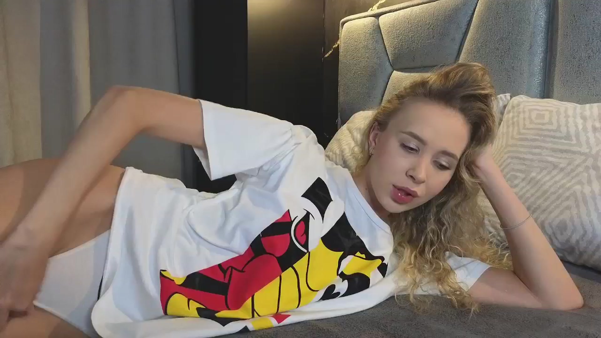 Gallery image thumbnail from Whynot___'s myfreecams stream on, 09/16/2024, 19:23 image 9 of 20