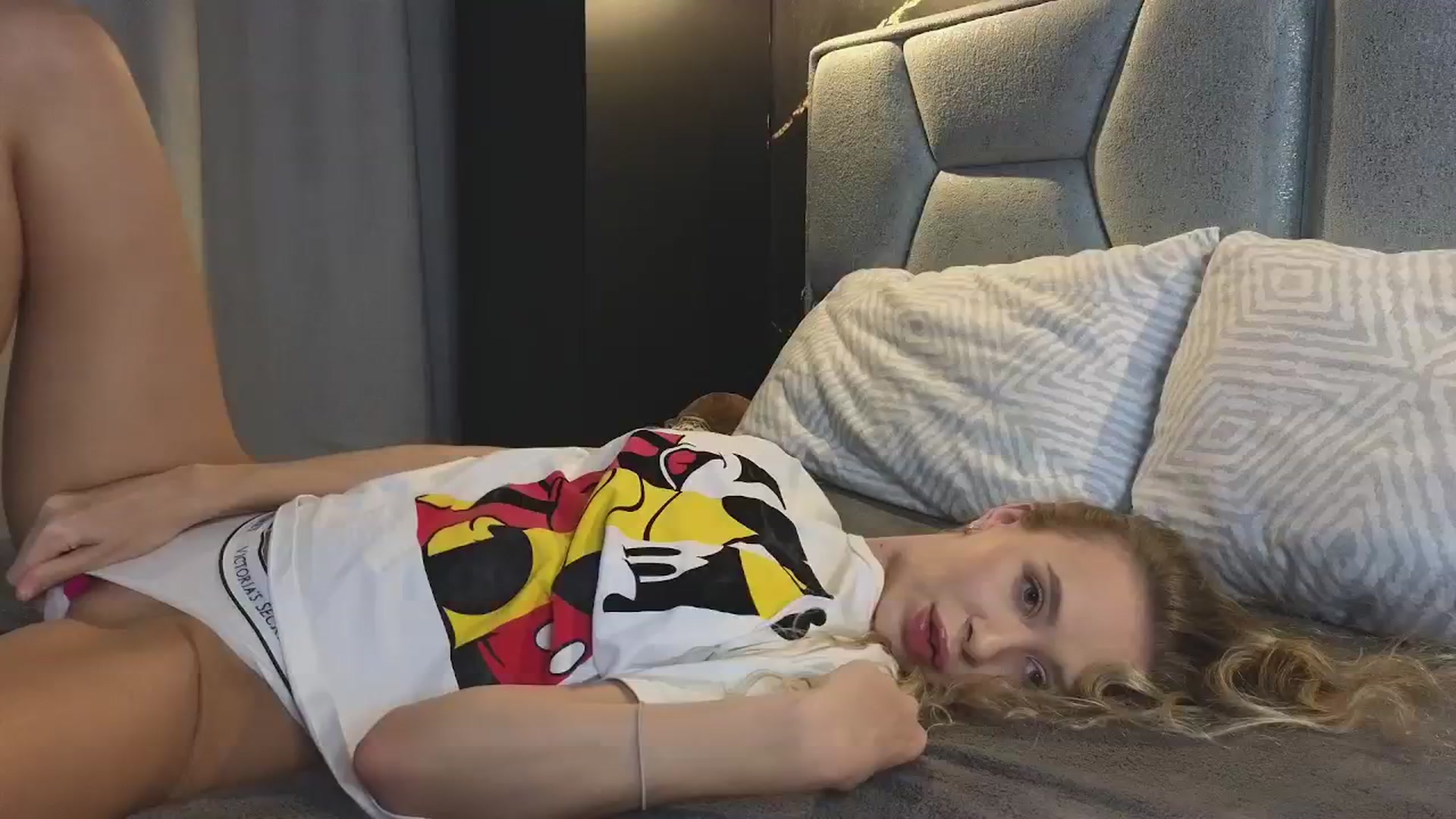 Gallery image thumbnail from Whynot___'s myfreecams stream on, 09/16/2024, 19:23 image 10 of 20