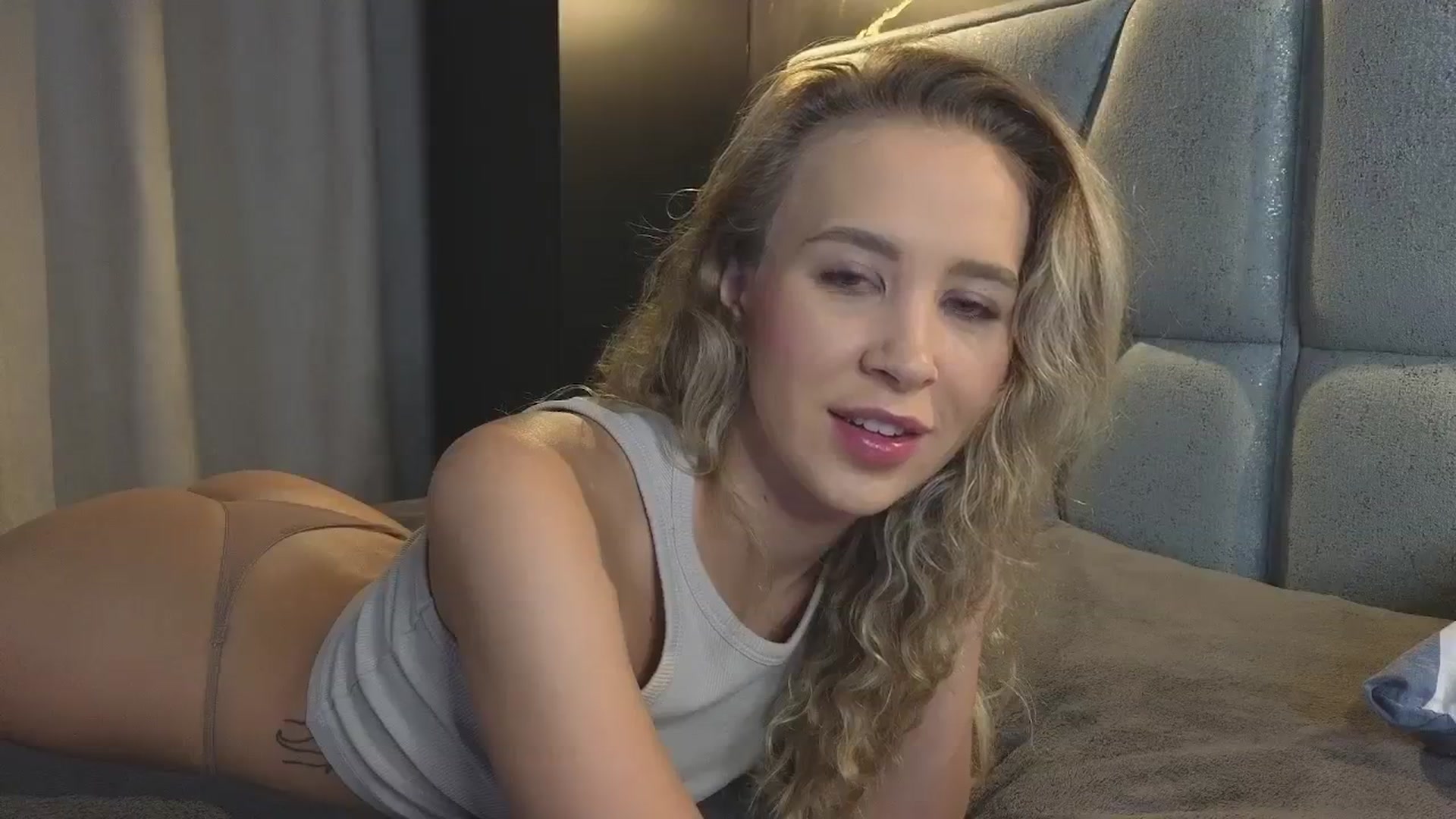 Gallery image thumbnail from Whynot___'s myfreecams stream on, 10/09/2024, 20:40 image 2 of 20