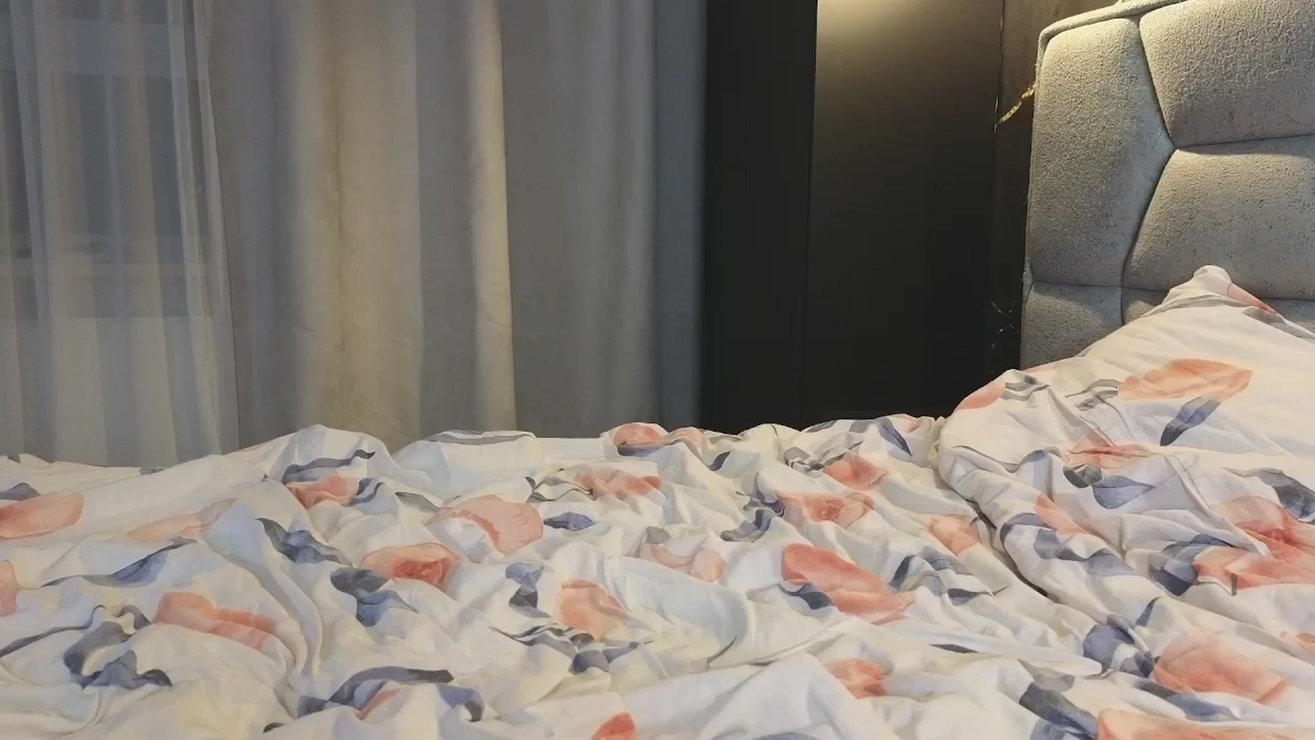 Gallery image thumbnail from Whynot___'s myfreecams stream on, 10/13/2024, 21:32 image 6 of 20