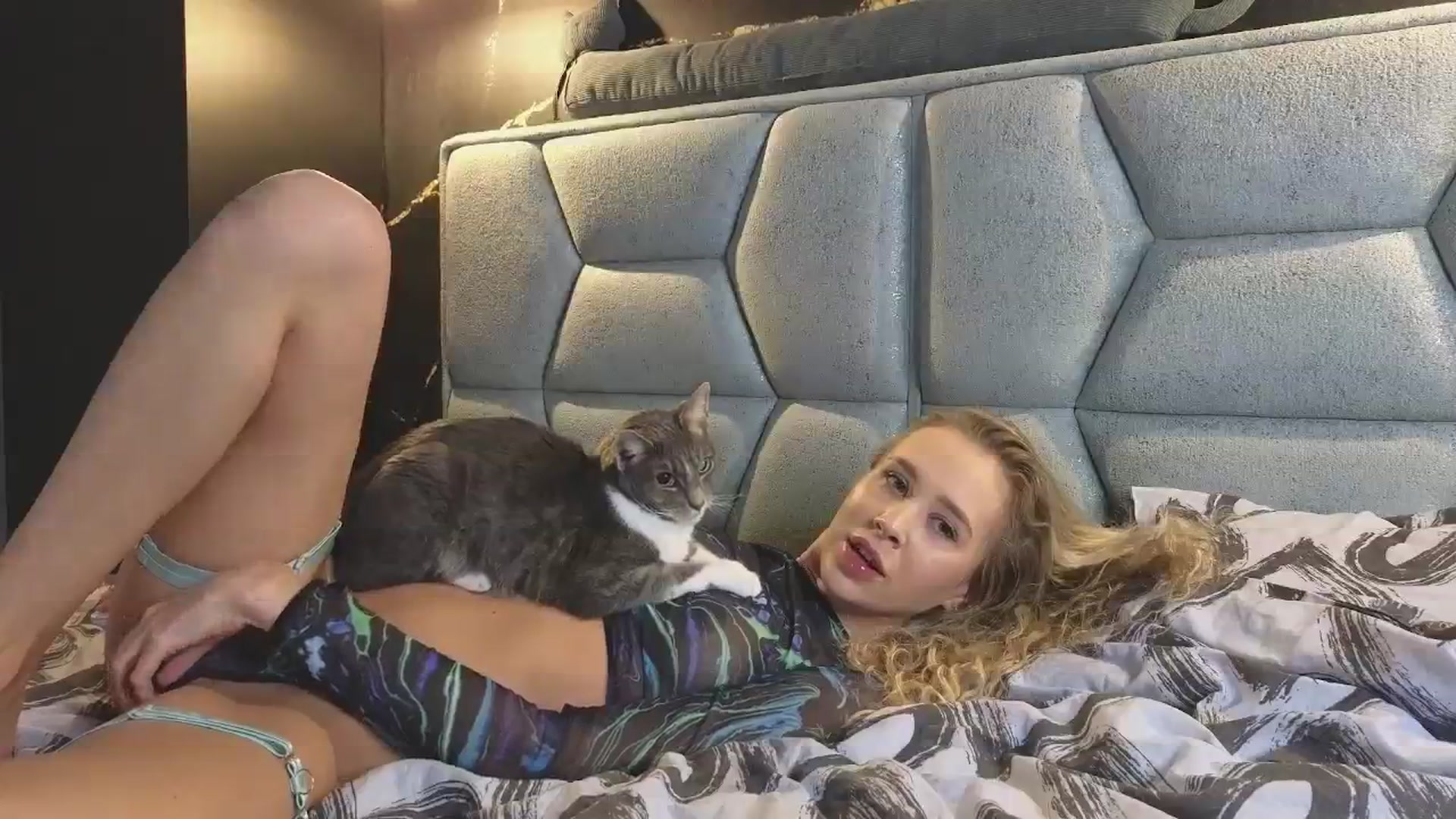 Gallery image thumbnail from Whynot___'s myfreecams stream on, 10/22/2024, 23:56 image 3 of 20