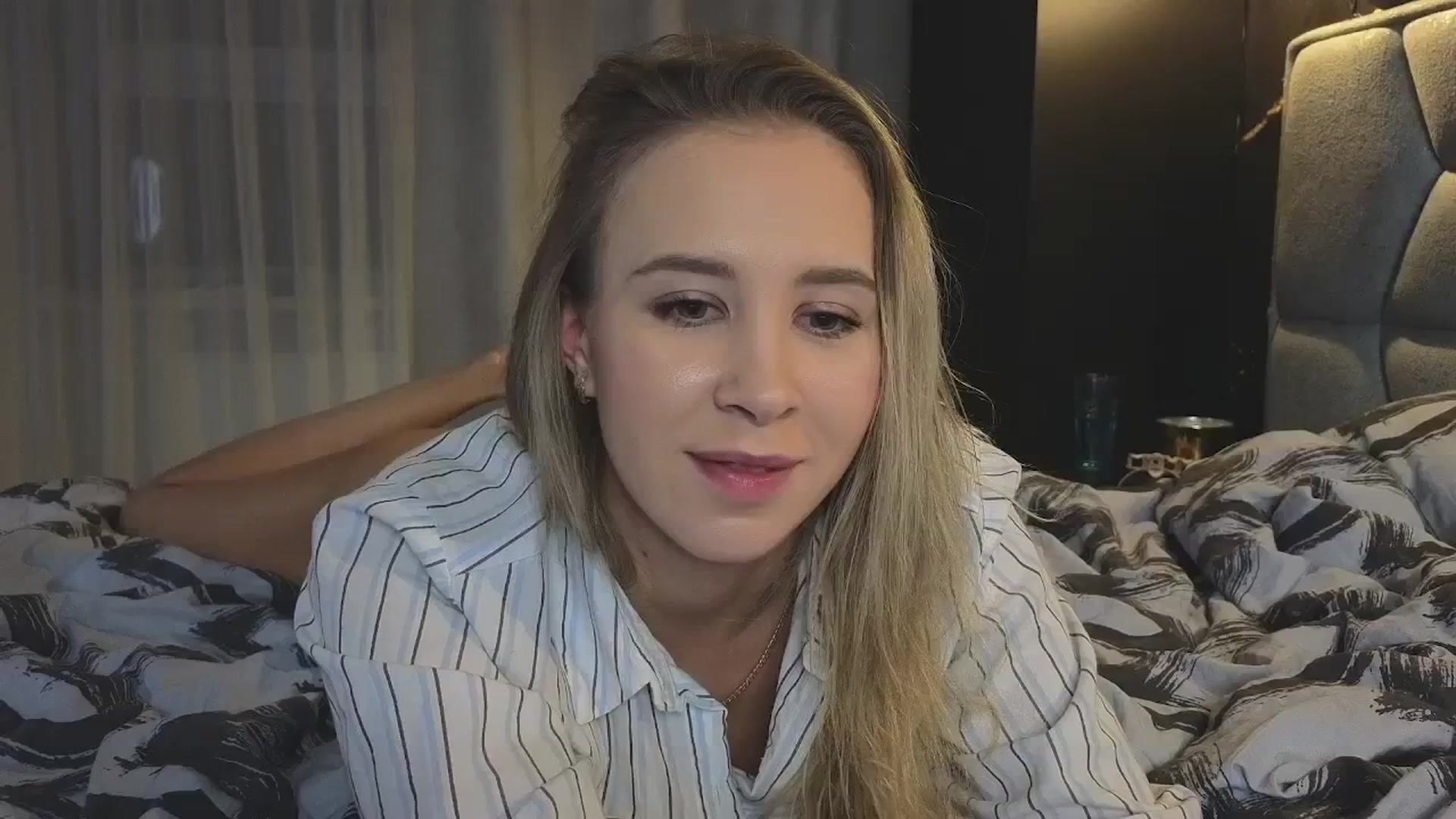 Gallery image thumbnail from Whynot___'s myfreecams stream on, 10/24/2024, 23:01 image 7 of 20