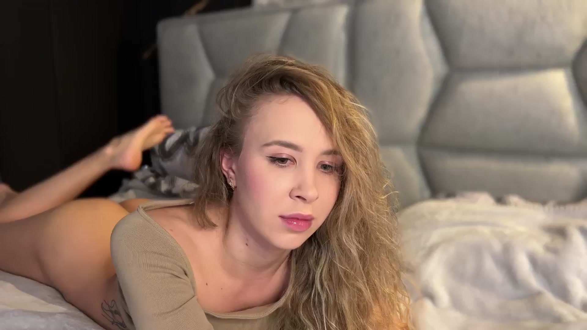 Gallery image thumbnail from Whynot___'s myfreecams stream on, 03/06/2025, 19:52 image 15 of 20