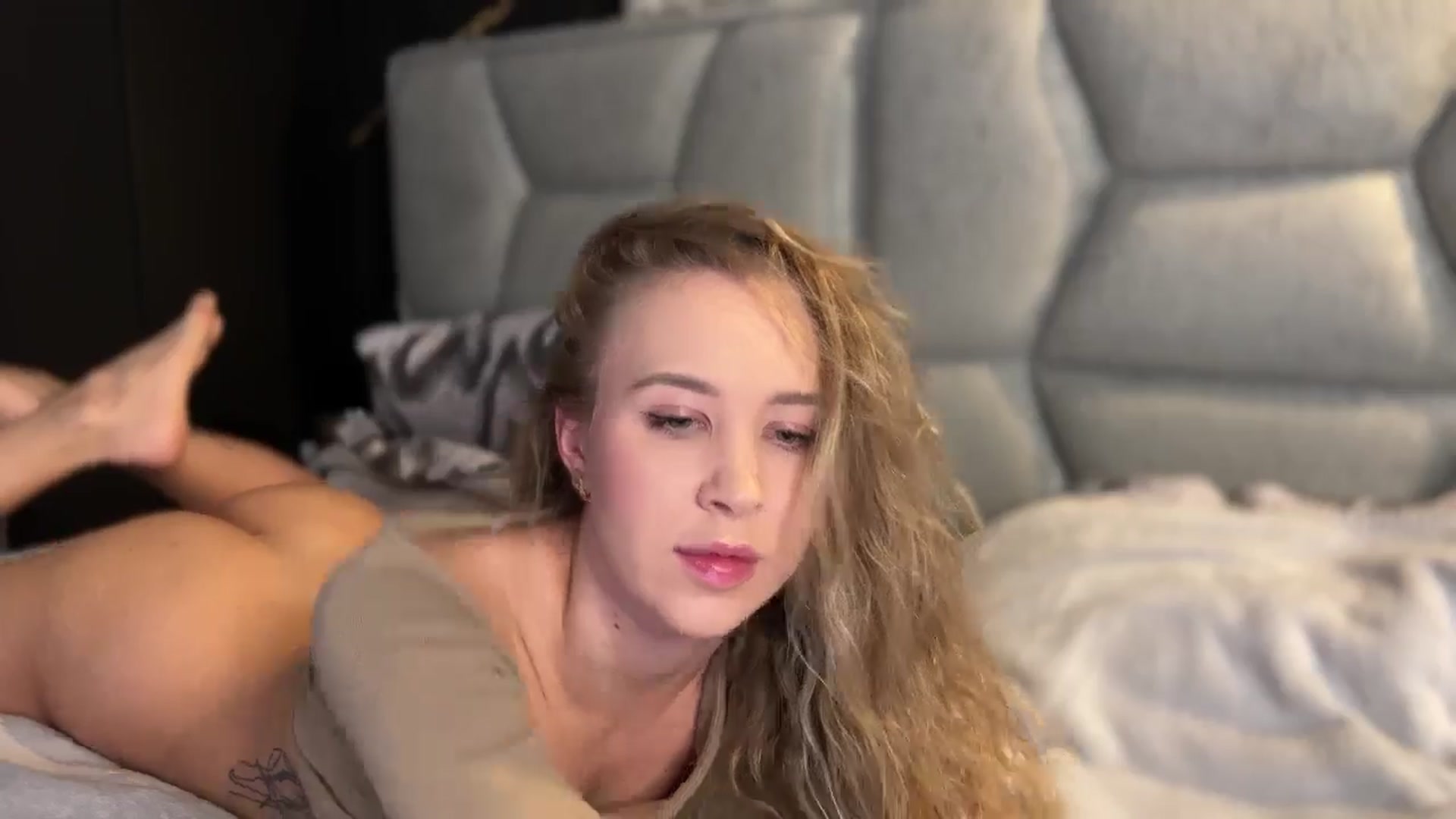 Gallery image thumbnail from Whynot___'s myfreecams stream on, 03/06/2025, 19:52 image 13 of 20