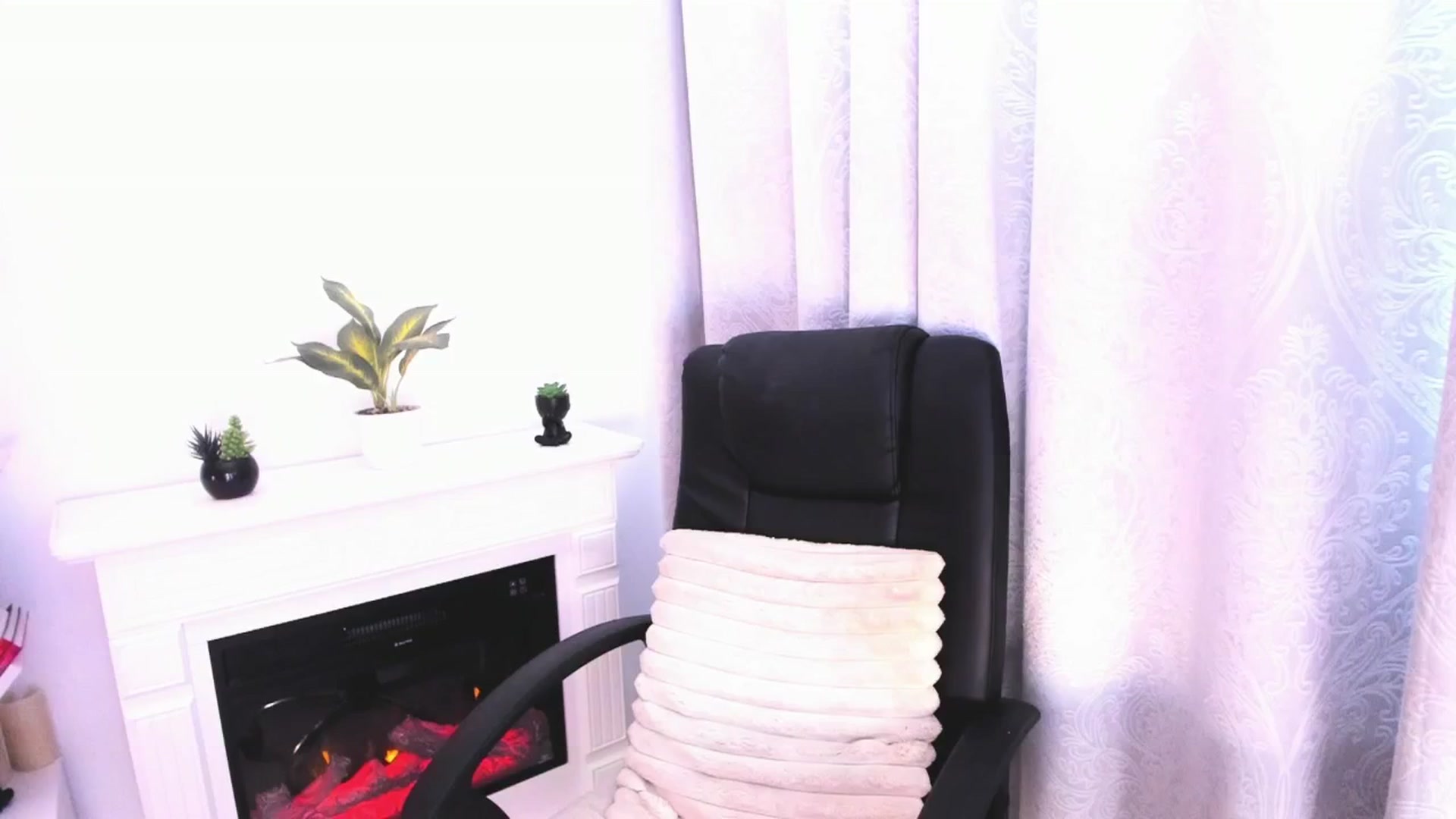 Gallery image thumbnail from WickedJolie's myfreecams stream on, 03/14/2026, 13:23 image 4 of 20