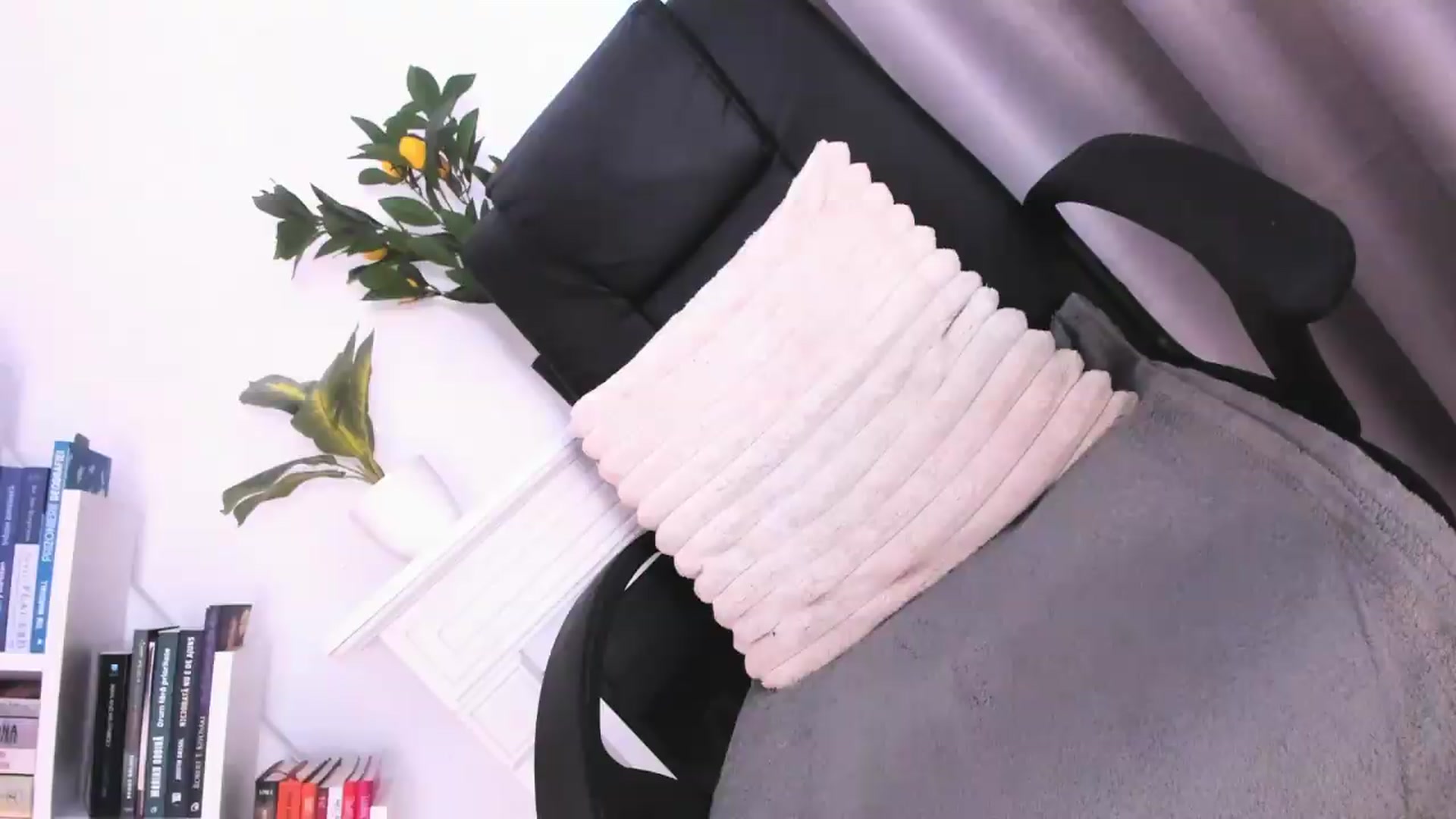 Gallery image thumbnail from WickedJolie's myfreecams stream on, 06/08/2026, 10:27 image 3 of 20
