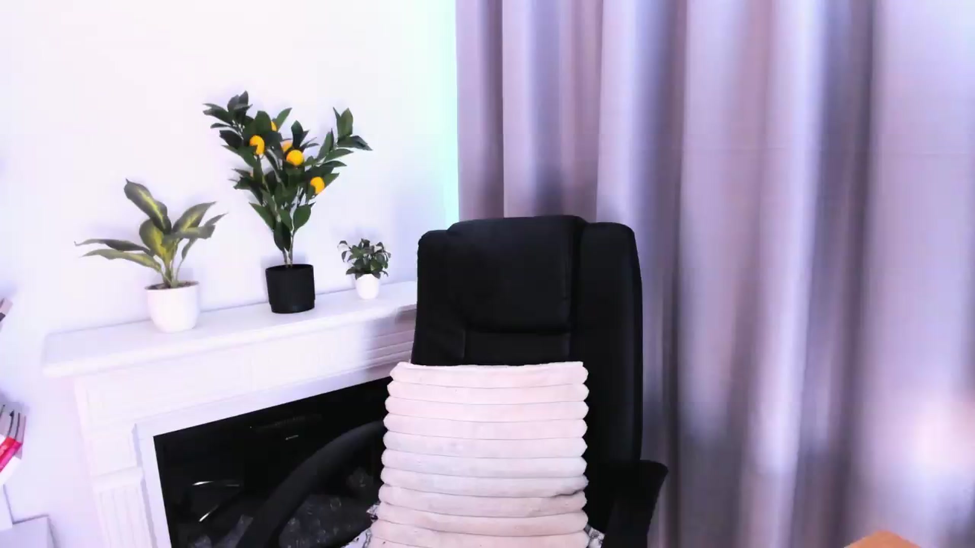 Gallery image thumbnail from WickedJolie's myfreecams stream on, 06/10/2026, 10:34 image 20 of 20