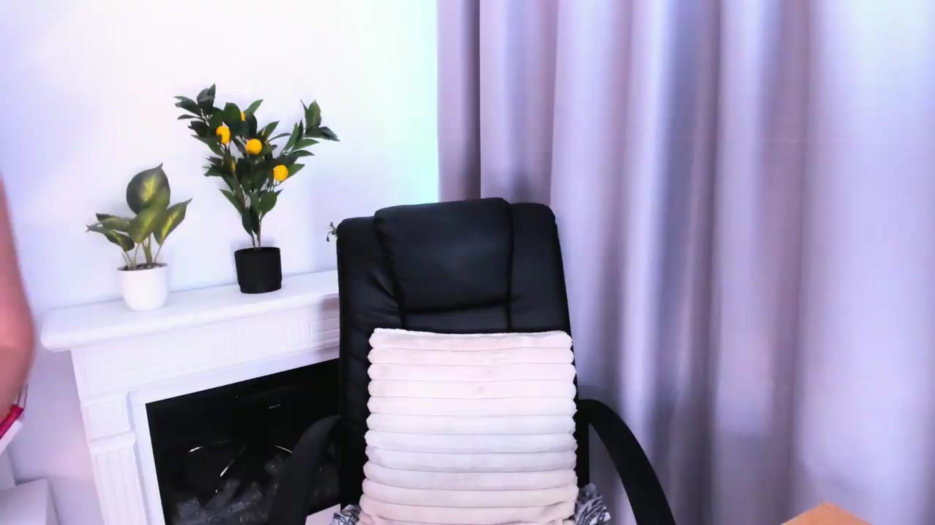 Gallery image thumbnail from WickedJolie's myfreecams stream on, 06/13/2026, 09:01 image 4 of 20
