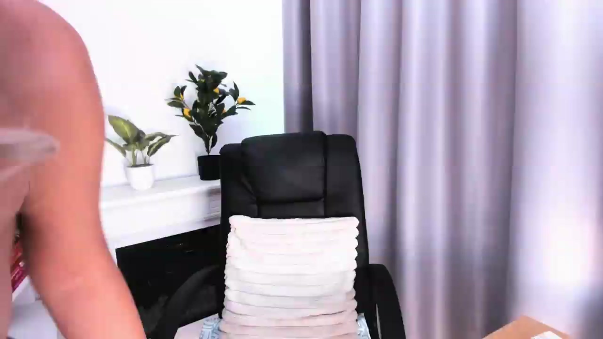 Gallery image thumbnail from WickedJolie's myfreecams stream on, 08/12/2026, 11:13 image 3 of 20