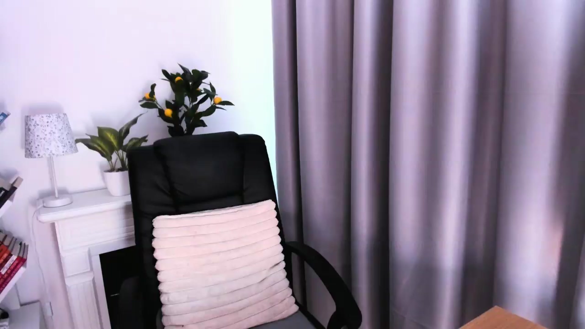 Gallery image thumbnail from WickedJolie's myfreecams stream on, 08/19/2026, 09:20 image 1 of 20