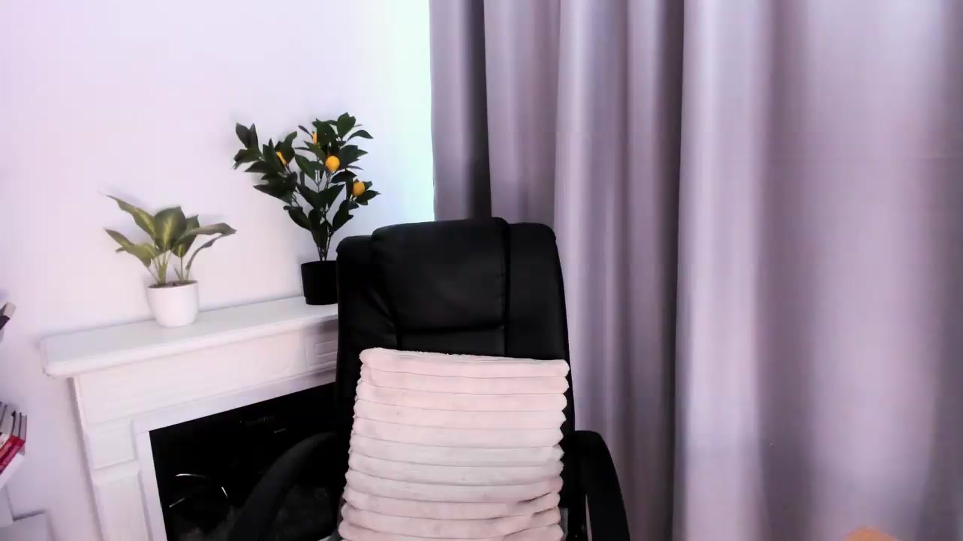 Gallery image thumbnail from WickedJolie's myfreecams stream on, 08/24/2026, 12:22 image 15 of 20