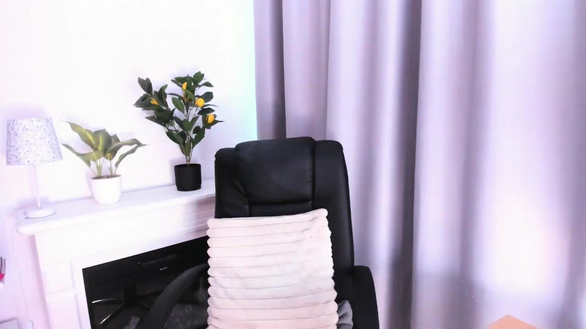 Gallery image thumbnail from WickedJolie's myfreecams stream on, 08/27/2026, 09:54 image 8 of 20