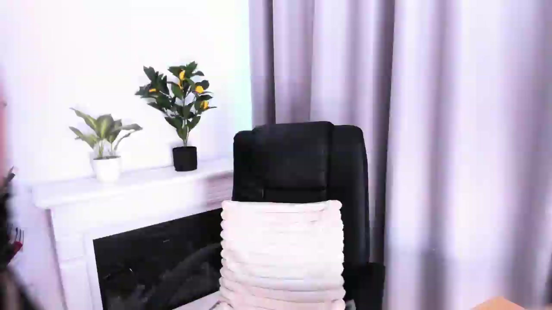 Gallery image thumbnail from WickedJolie's myfreecams stream on, 08/28/2026, 12:01 image 2 of 20